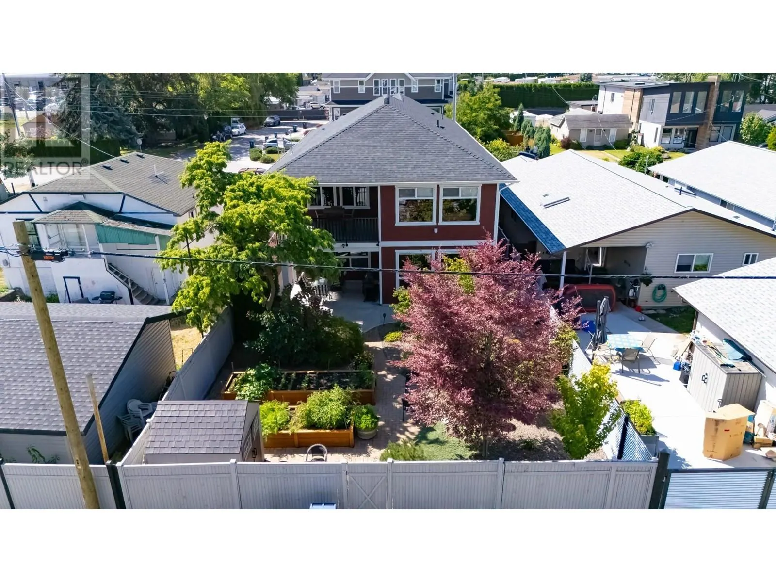 1011 Dynes Avenue
