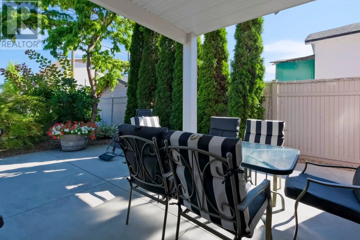 1011 Dynes Avenue