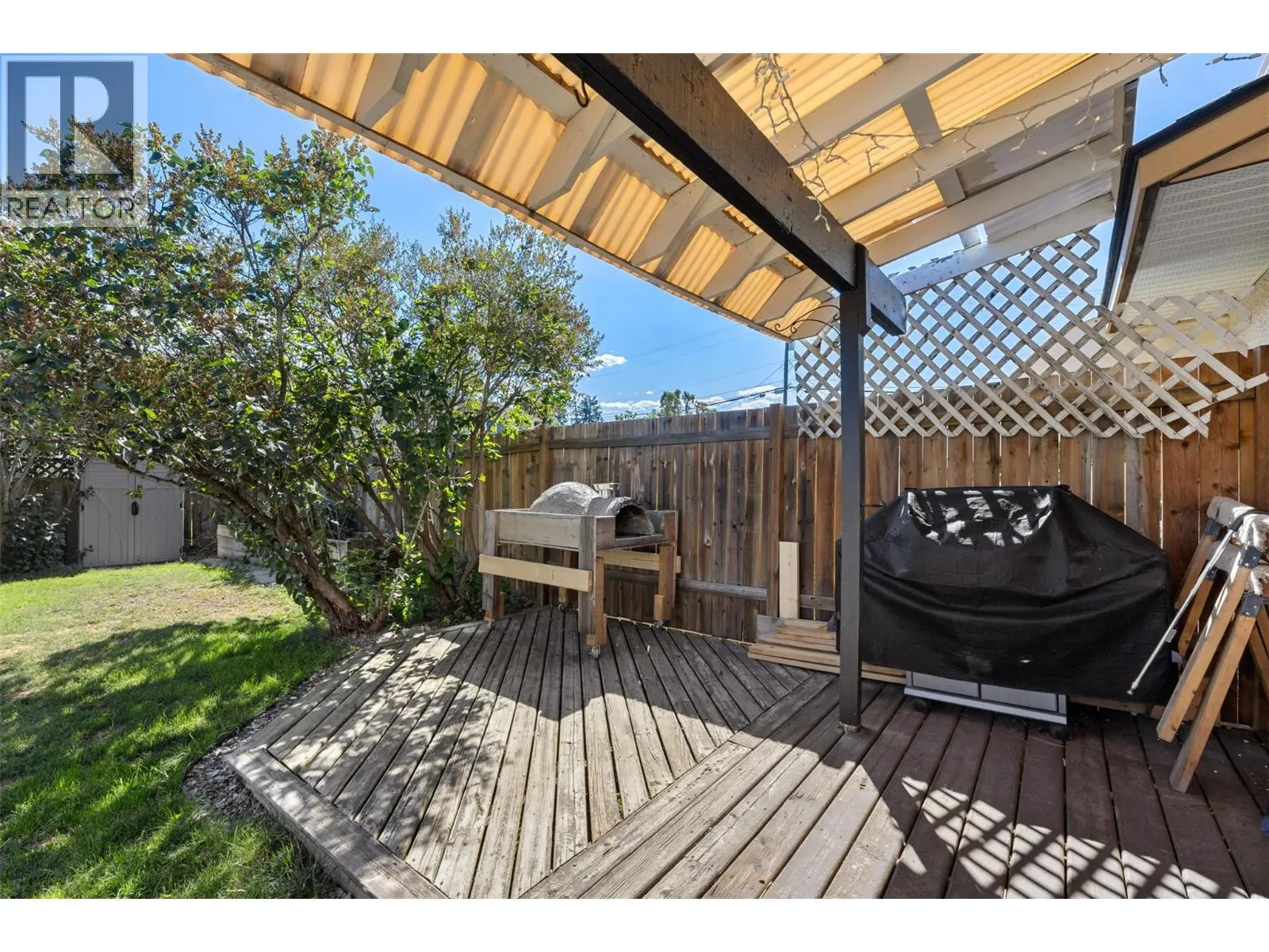 1697 Greenfield Avenue Unit# 4