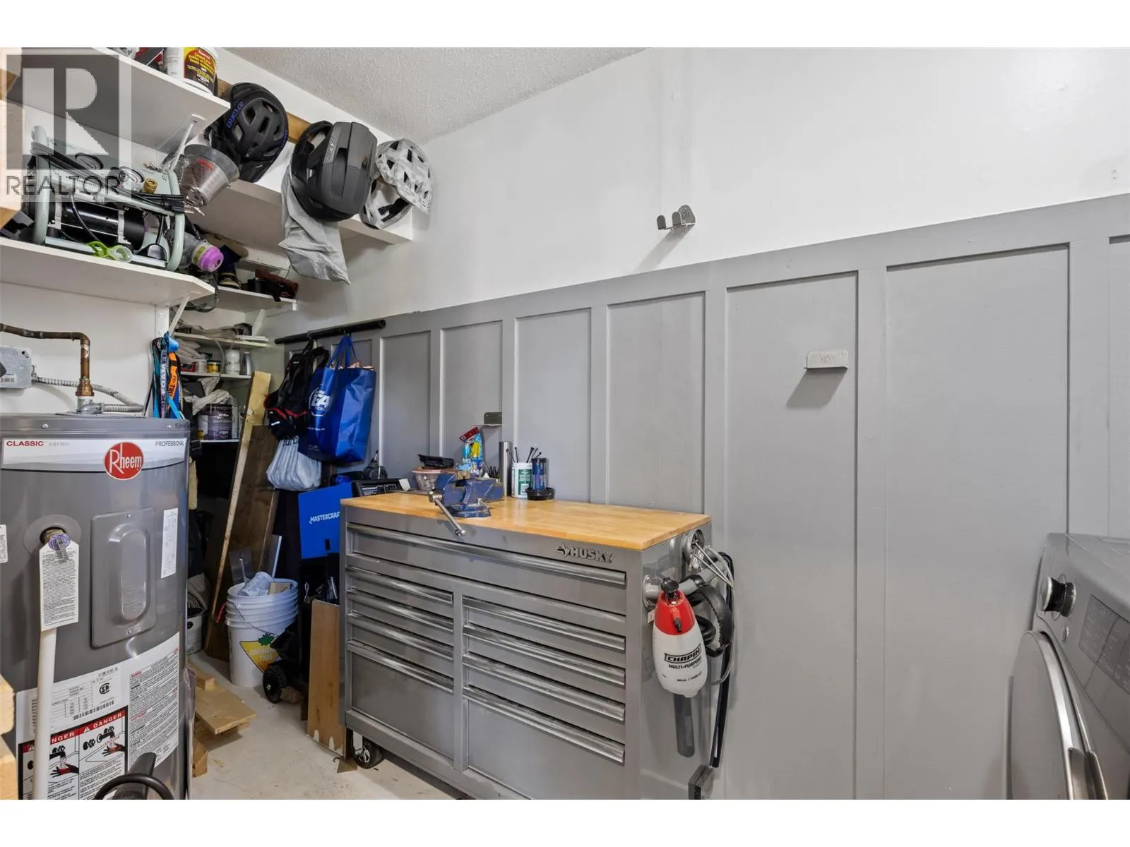 1697 Greenfield Avenue Unit# 4