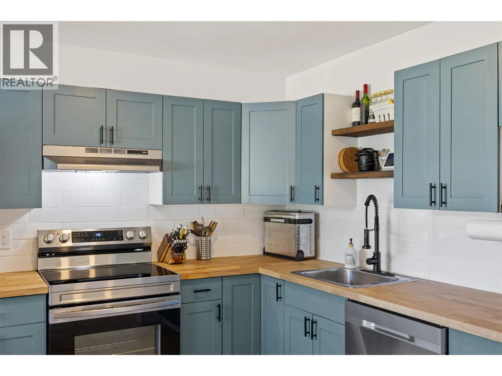 1697 Greenfield Avenue Unit# 4