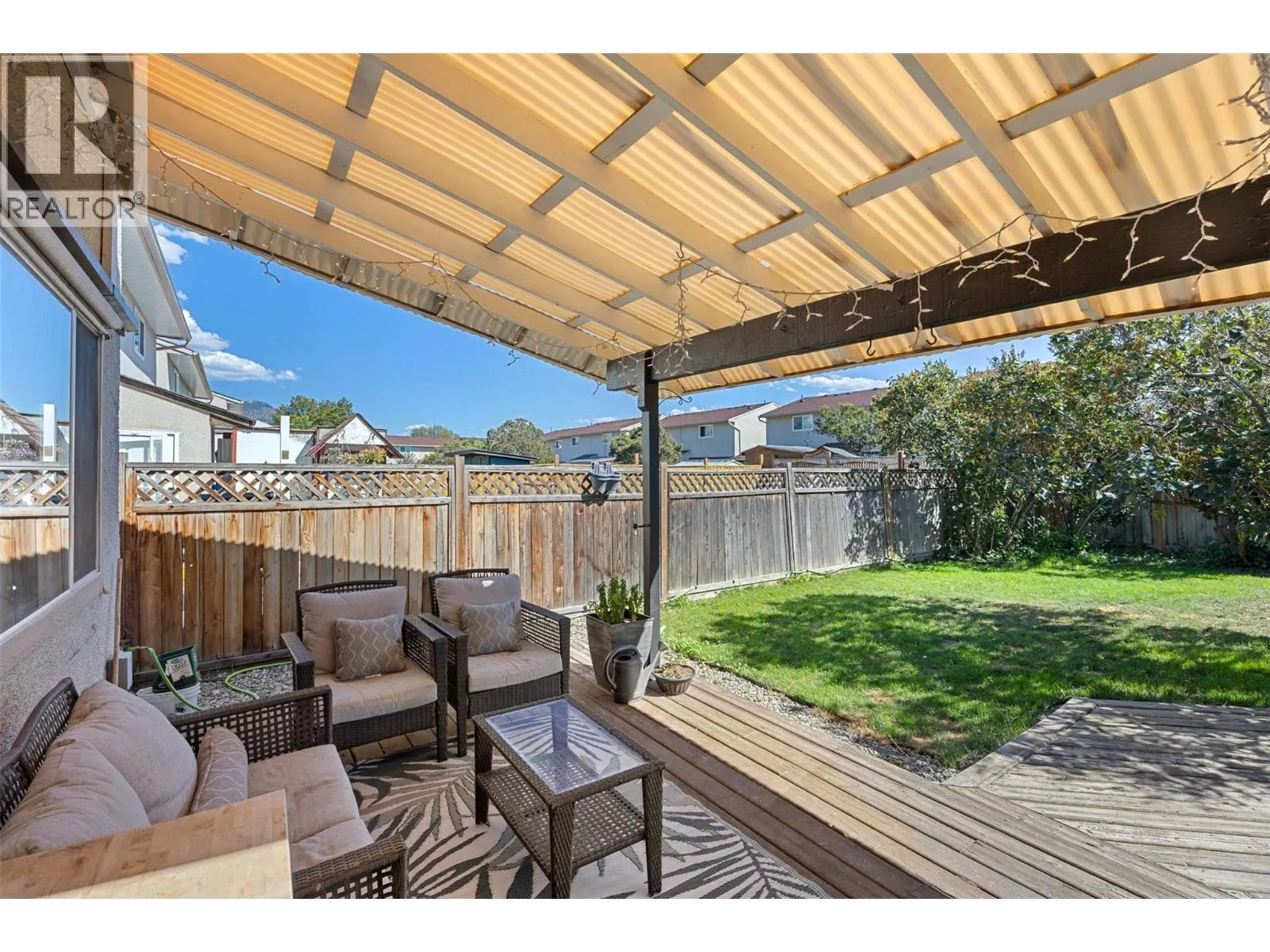 1697 Greenfield Avenue Unit# 4