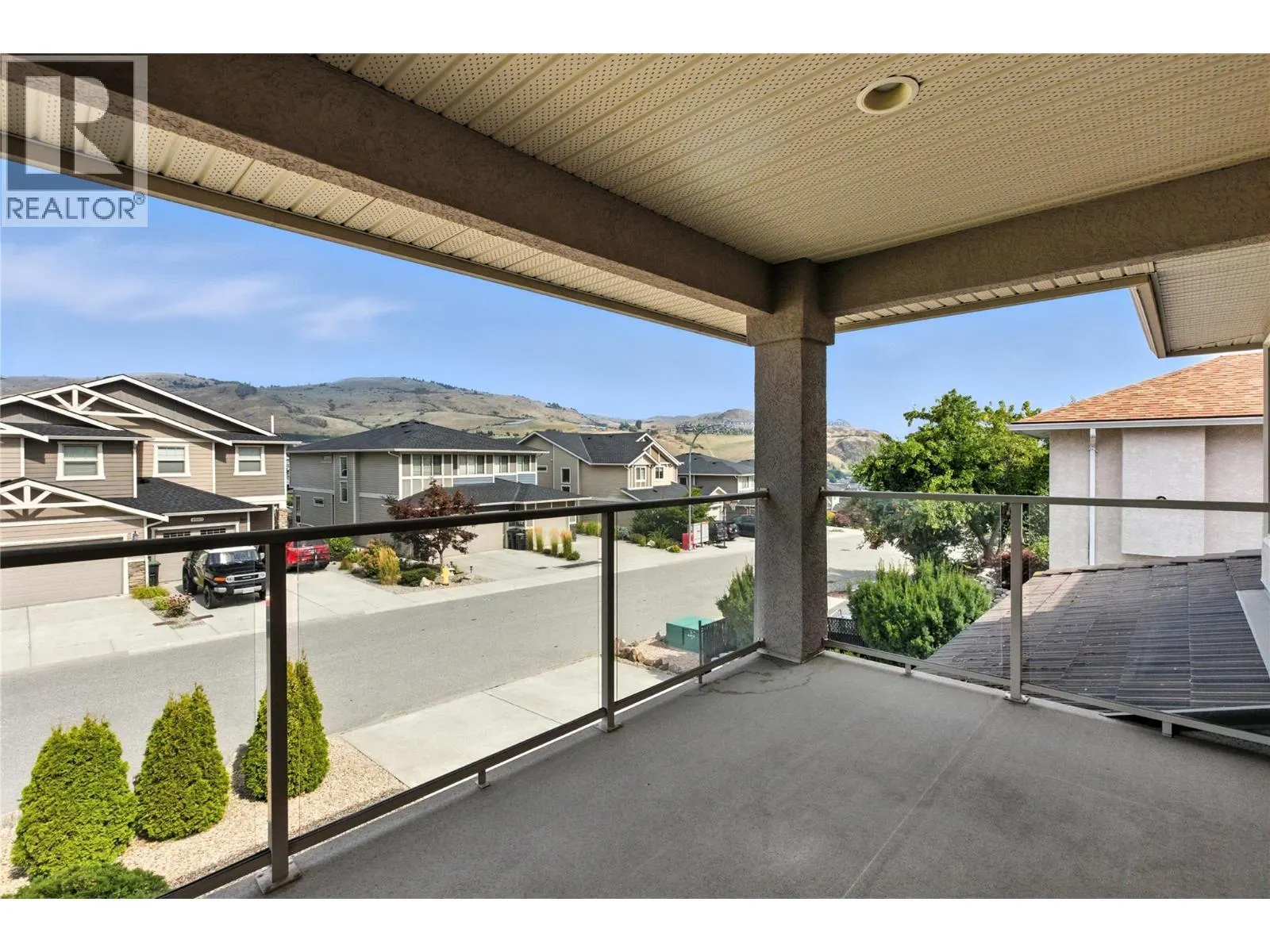 4504 Bellevue Drive