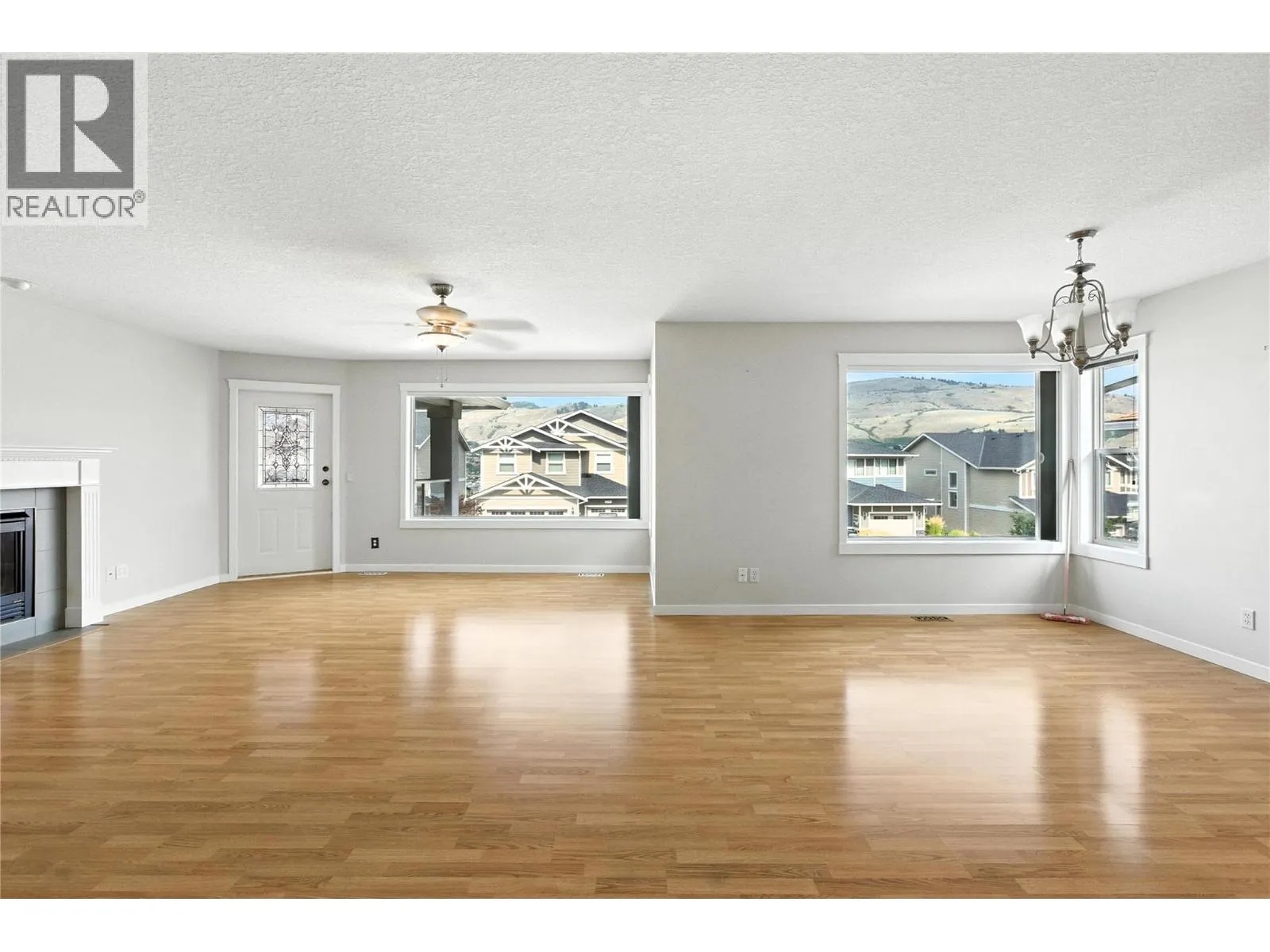 4504 Bellevue Drive