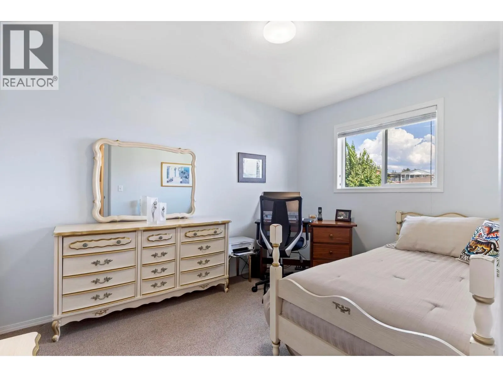 2440 Old Okanagan Highway Unit# 412