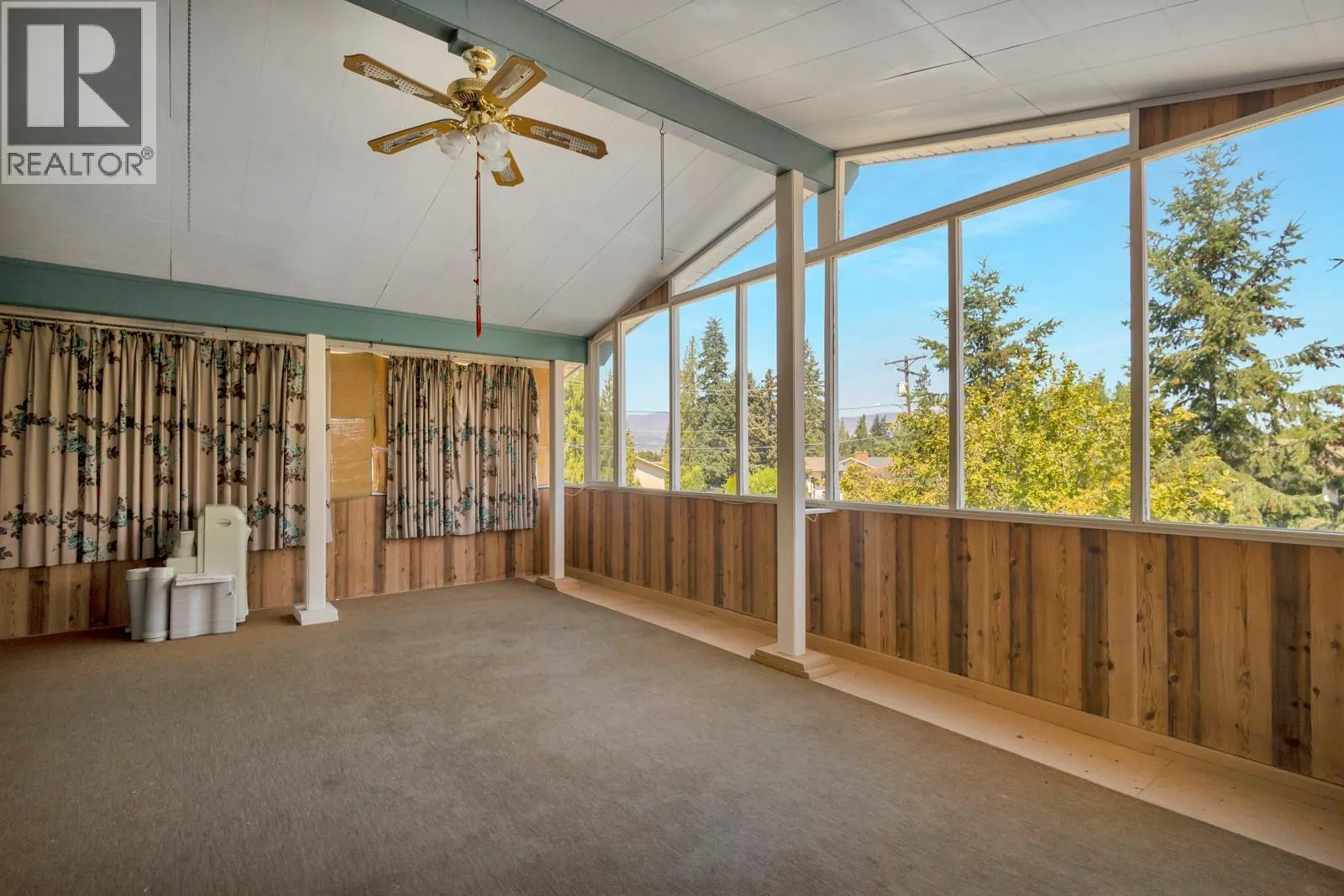 4693 Raymer Road