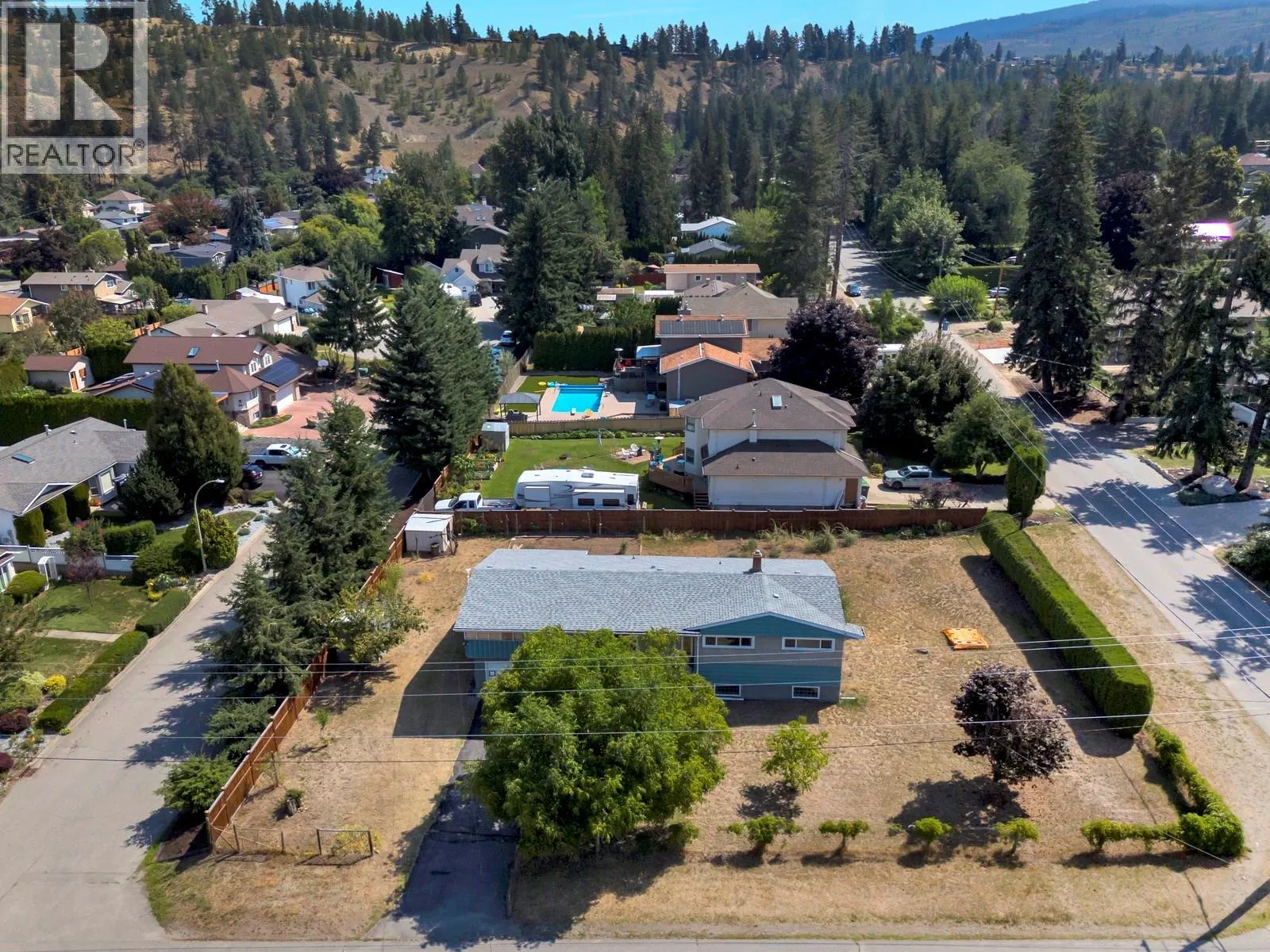4693 Raymer Road