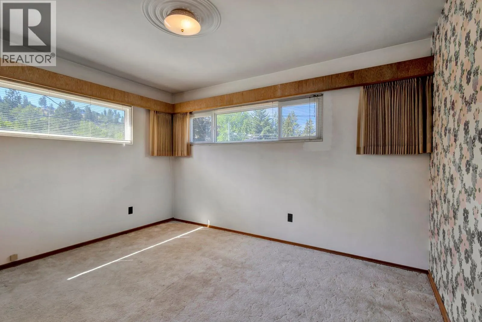 4693 Raymer Road