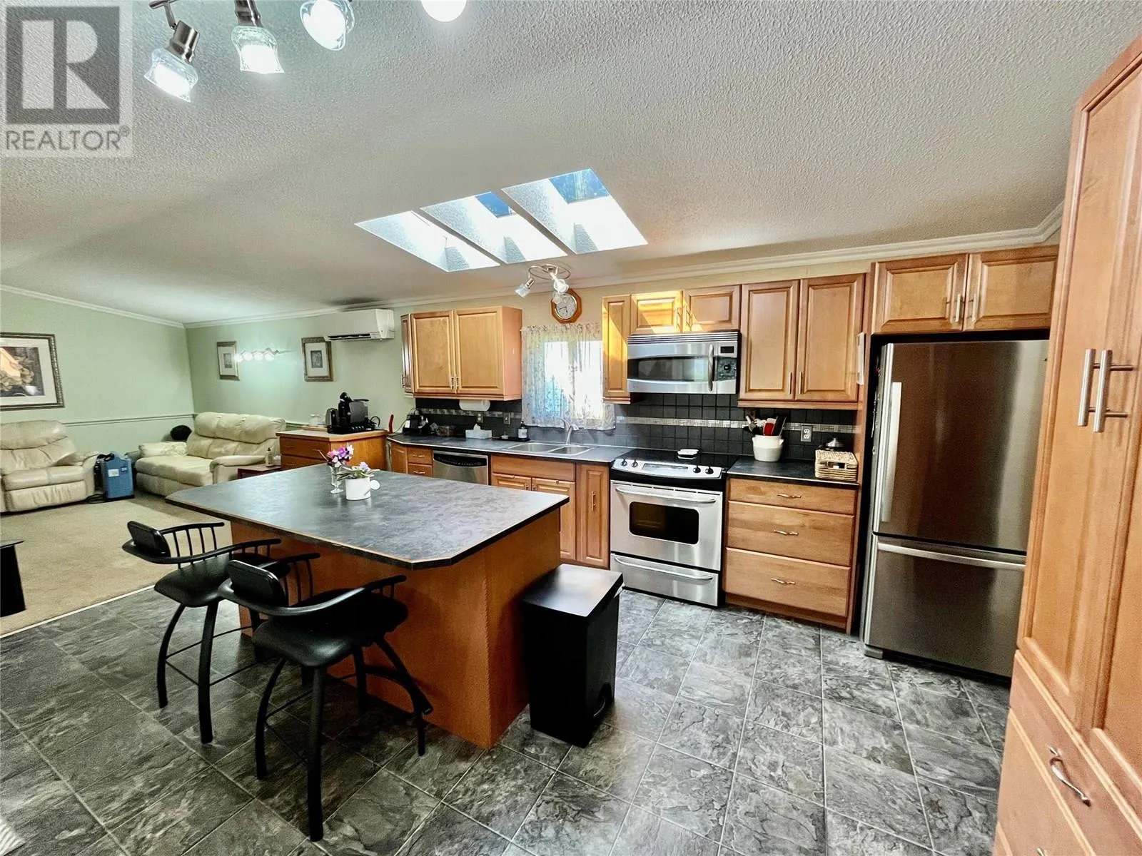 469 Main Street Unit# 11