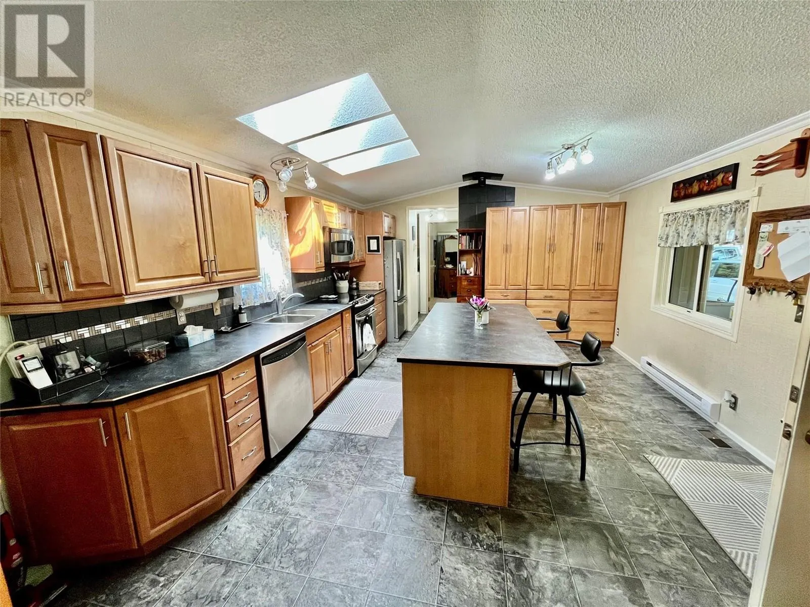 469 Main Street Unit# 11
