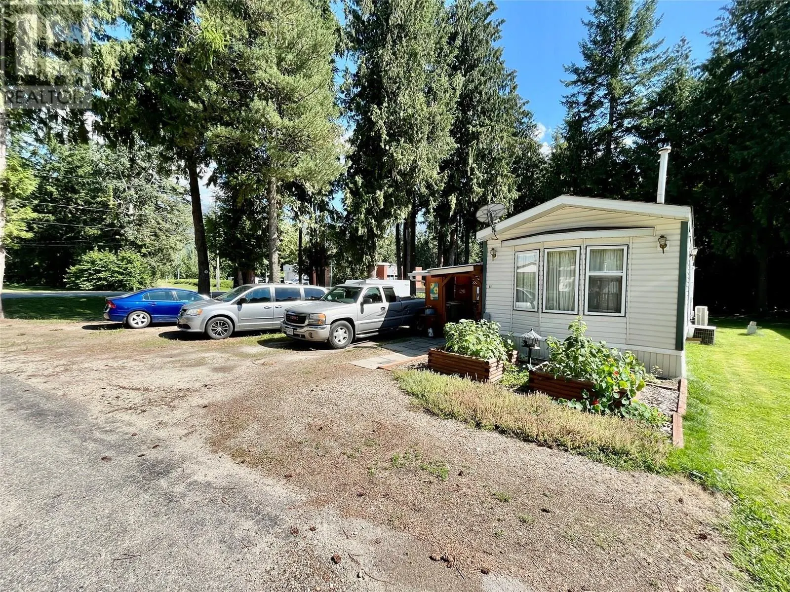 469 Main Street Unit# 11
