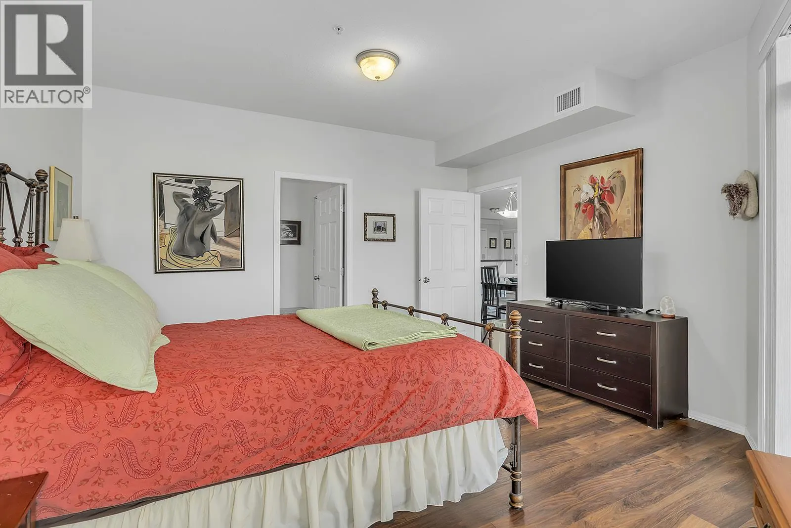1088 Sunset Drive Unit# 410
