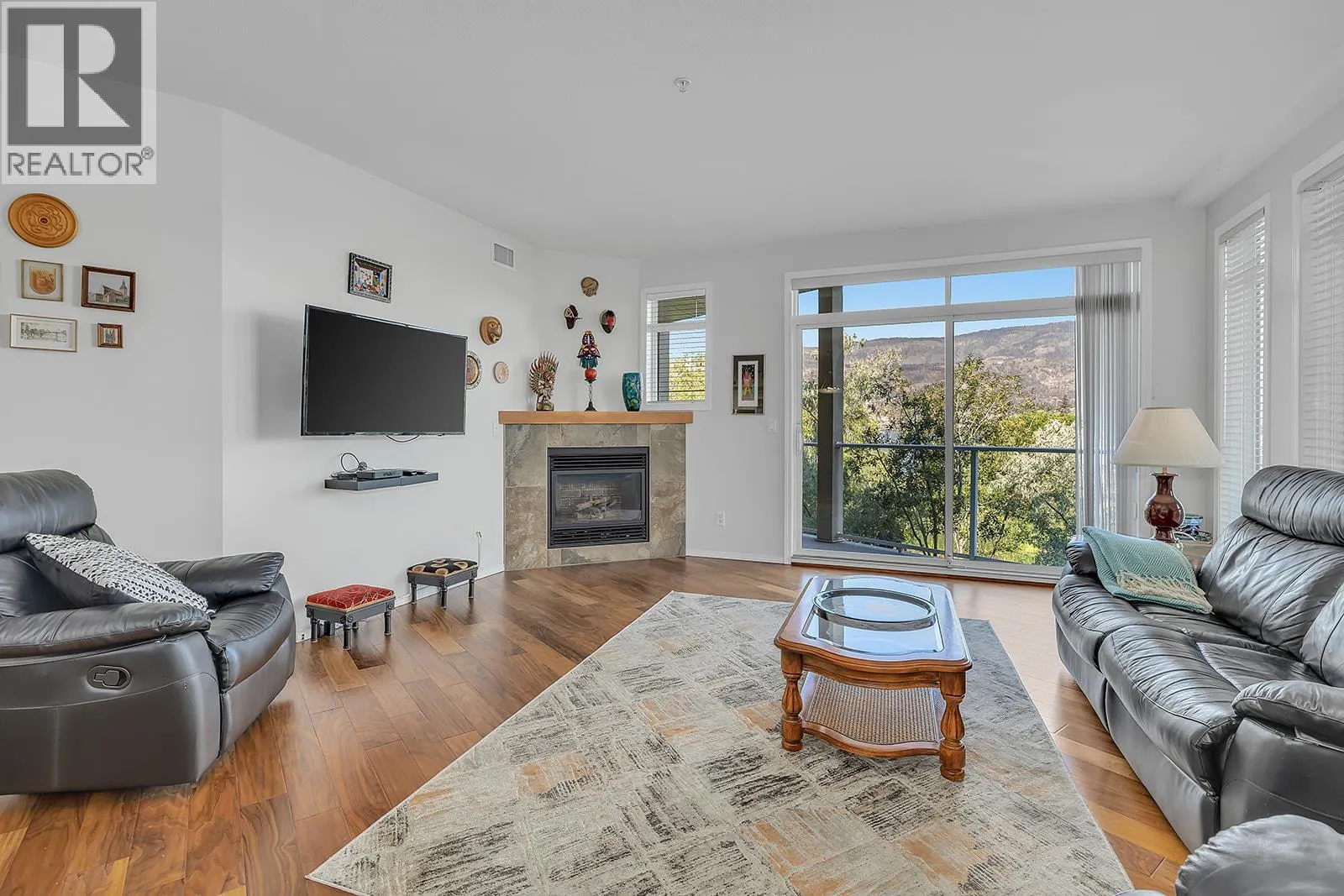 1088 Sunset Drive Unit# 410