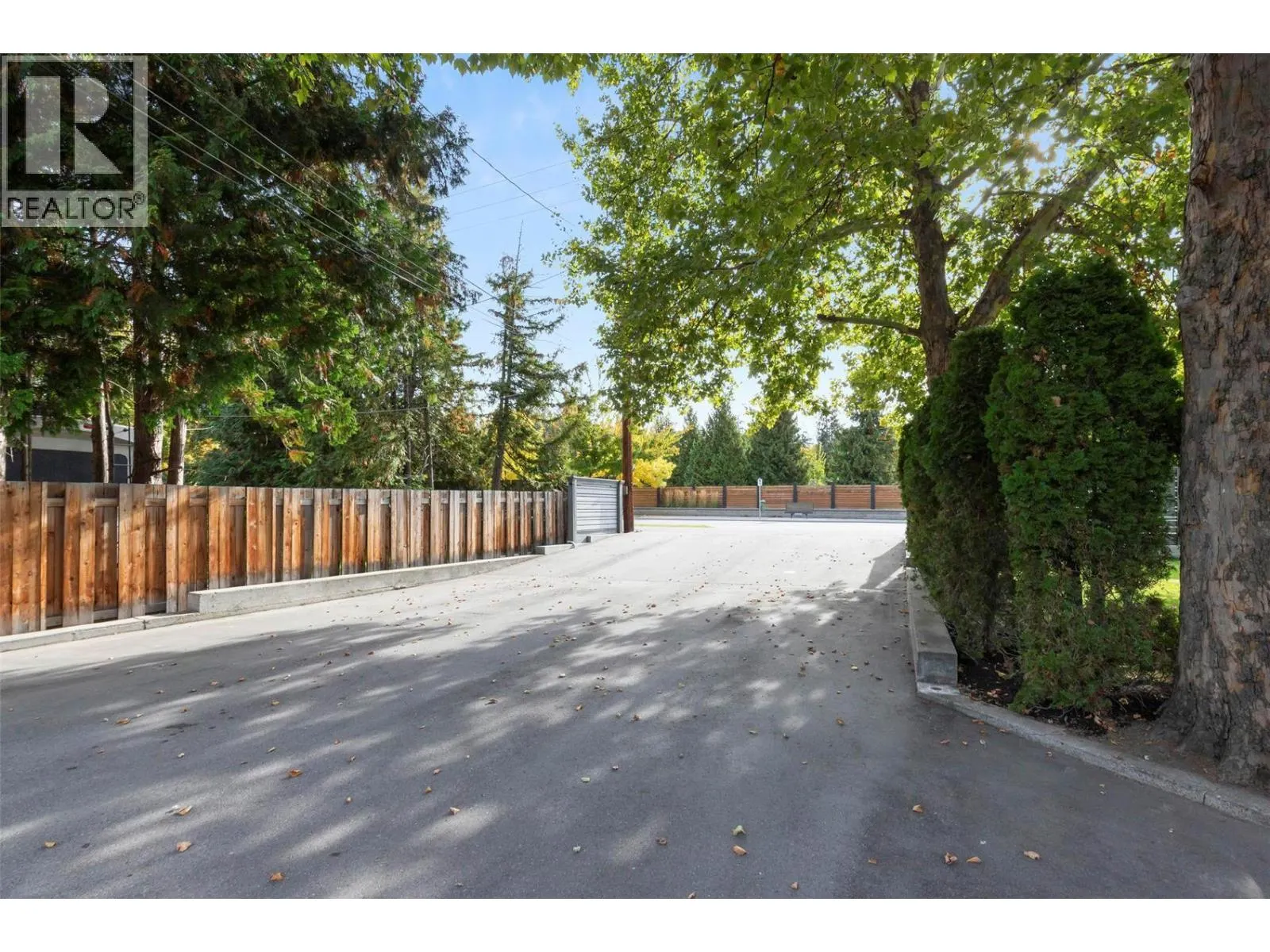4540 Lakeshore Road