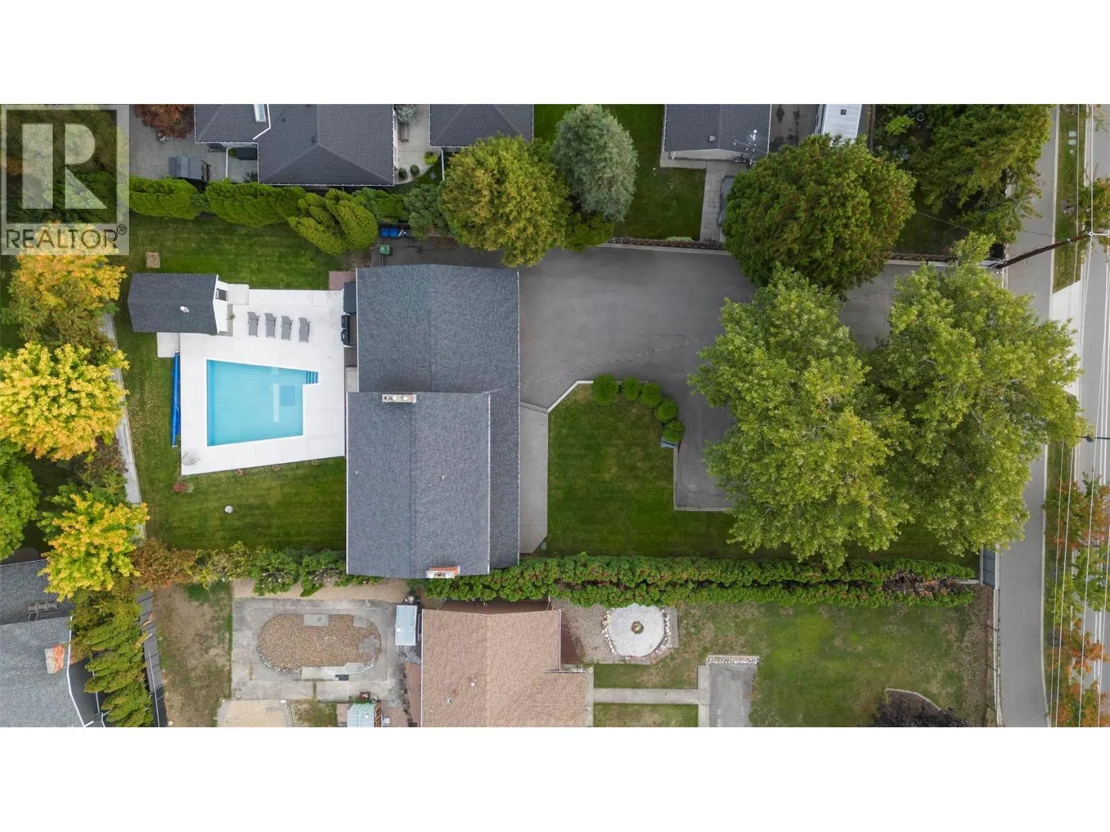4540 Lakeshore Road