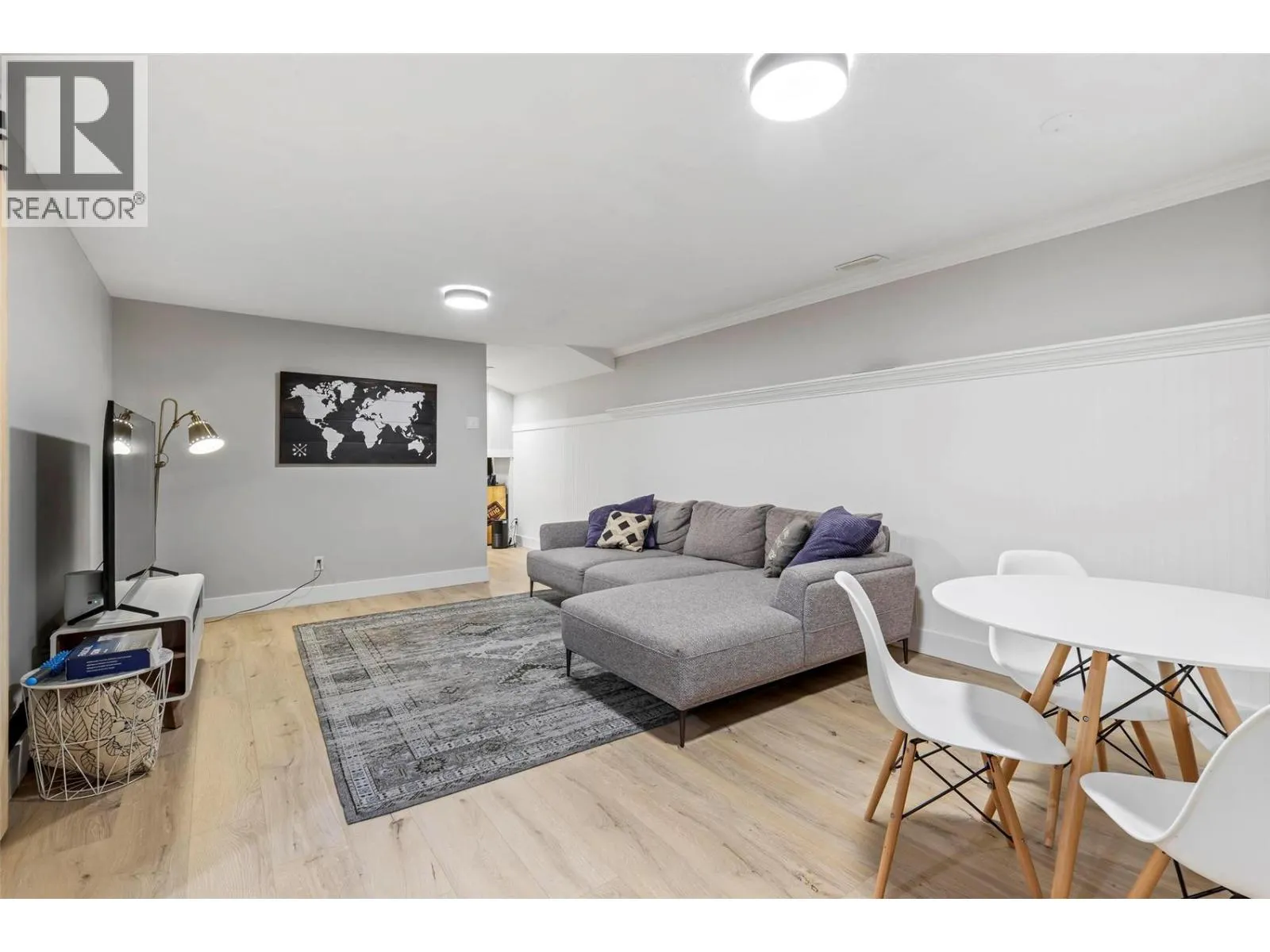 4540 Lakeshore Road