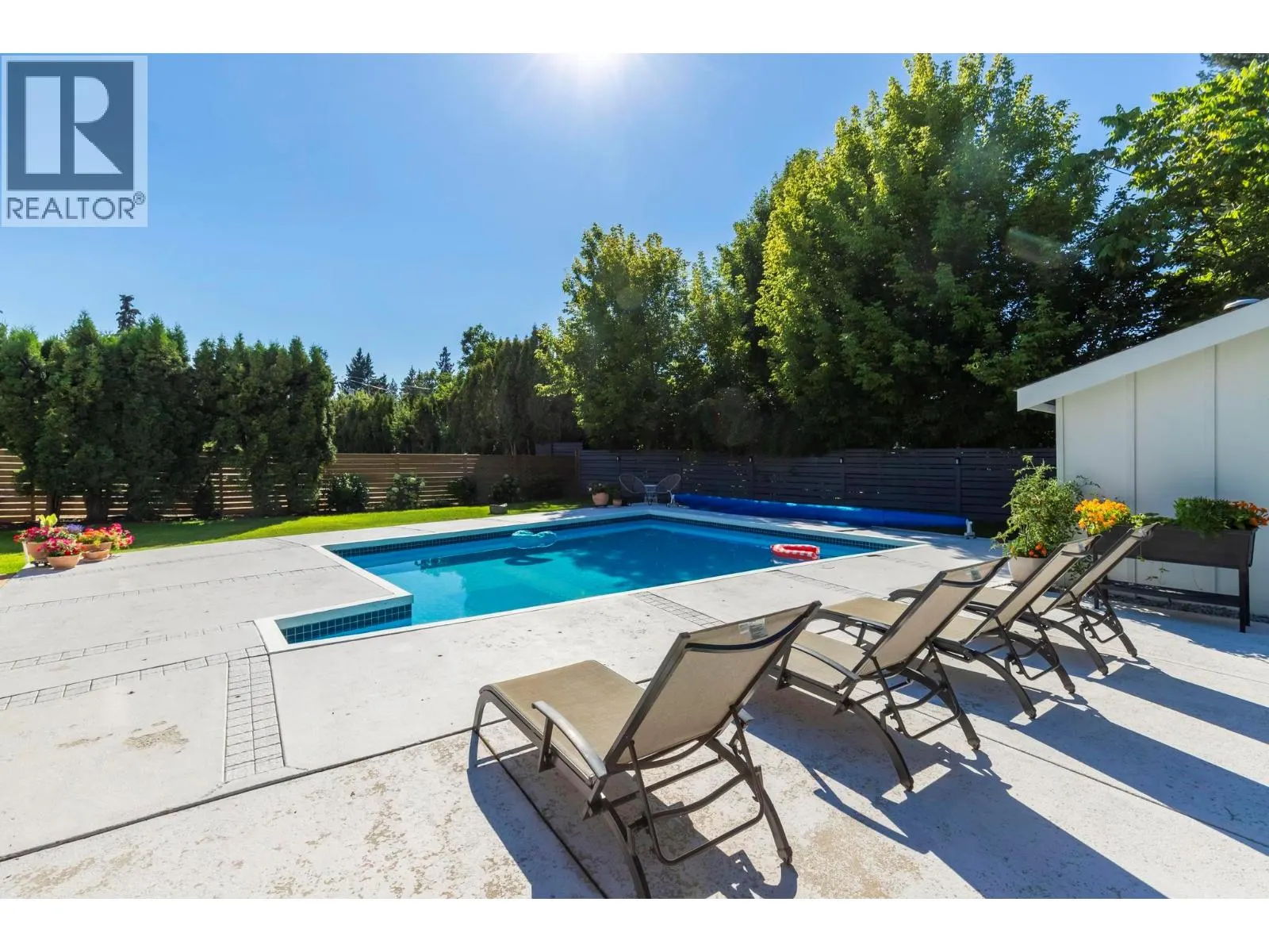 4540 Lakeshore Road