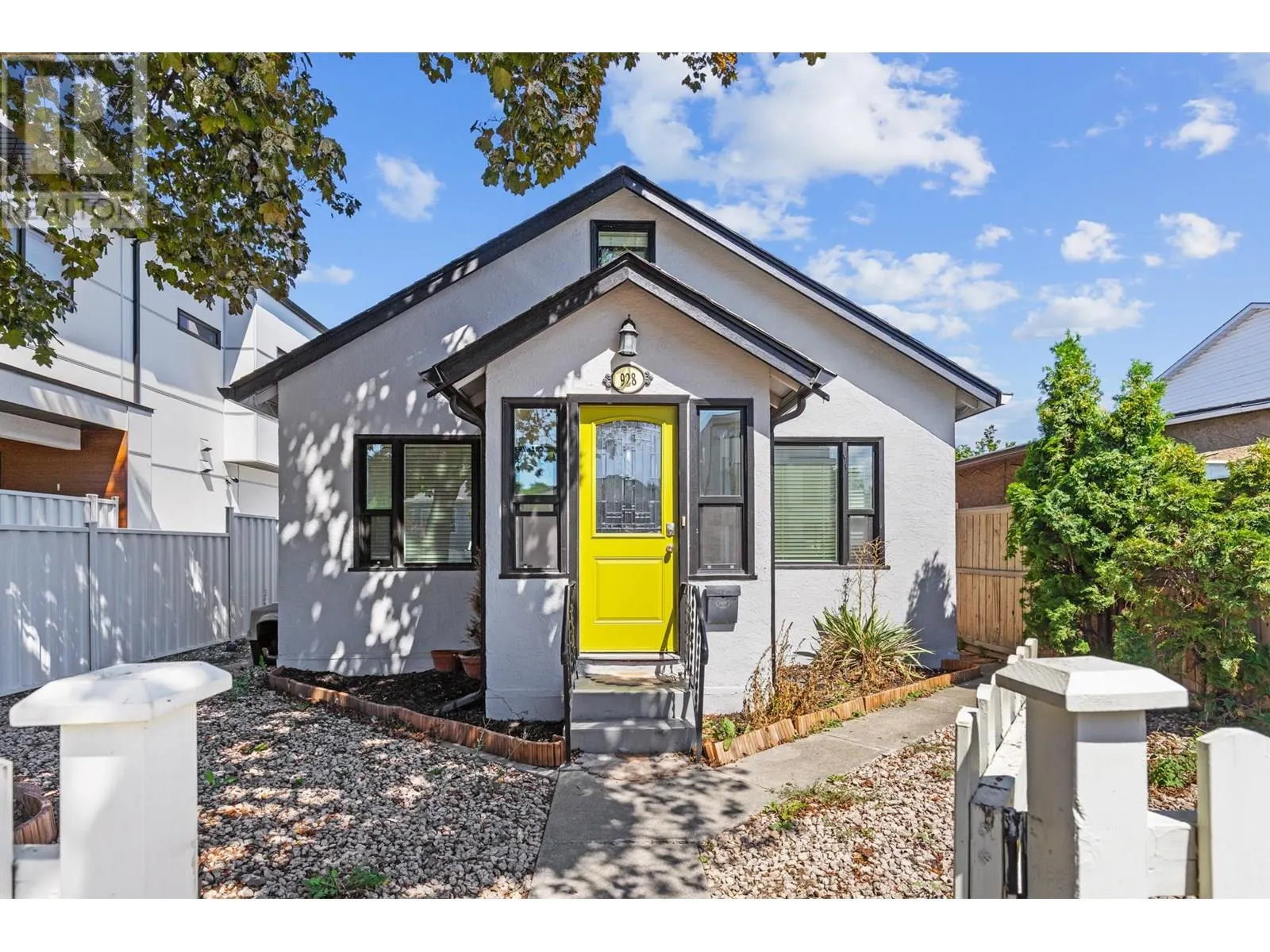 928 Fuller Avenue