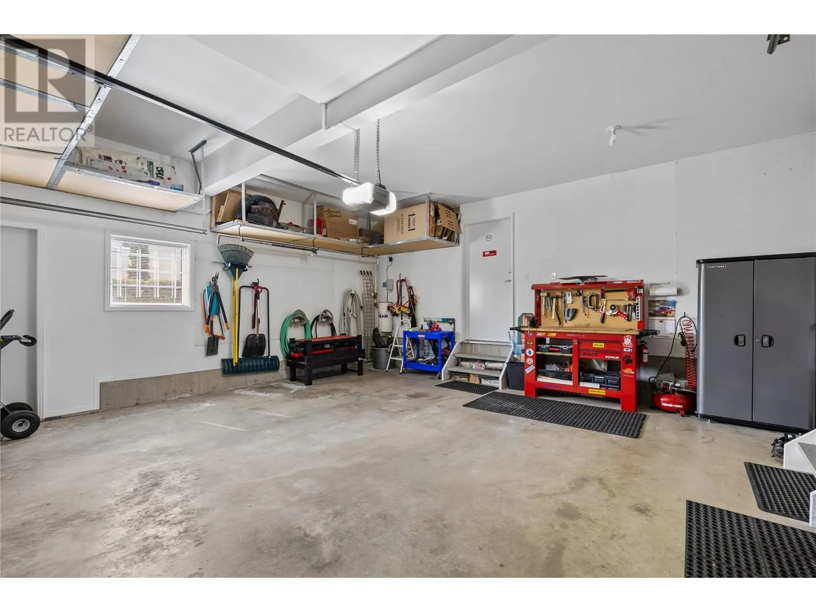 1116 Caledonia Way