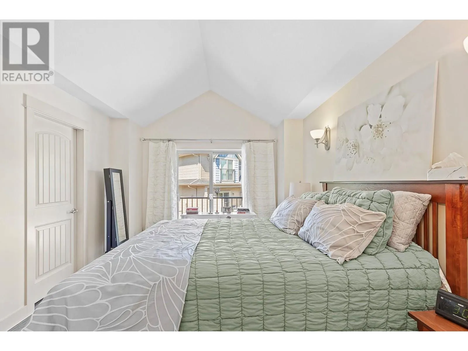 4900 Heritage Drive Unit# 203