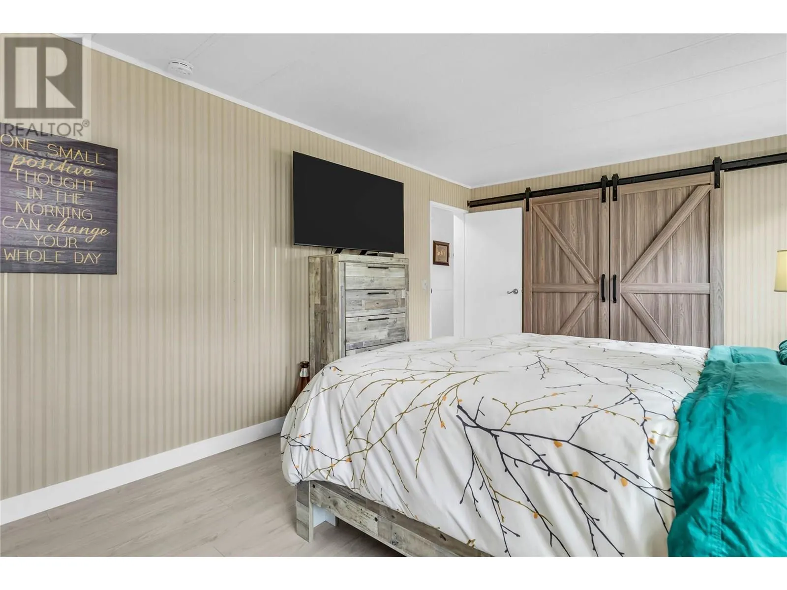 2098 Boucherie Road Unit# 26