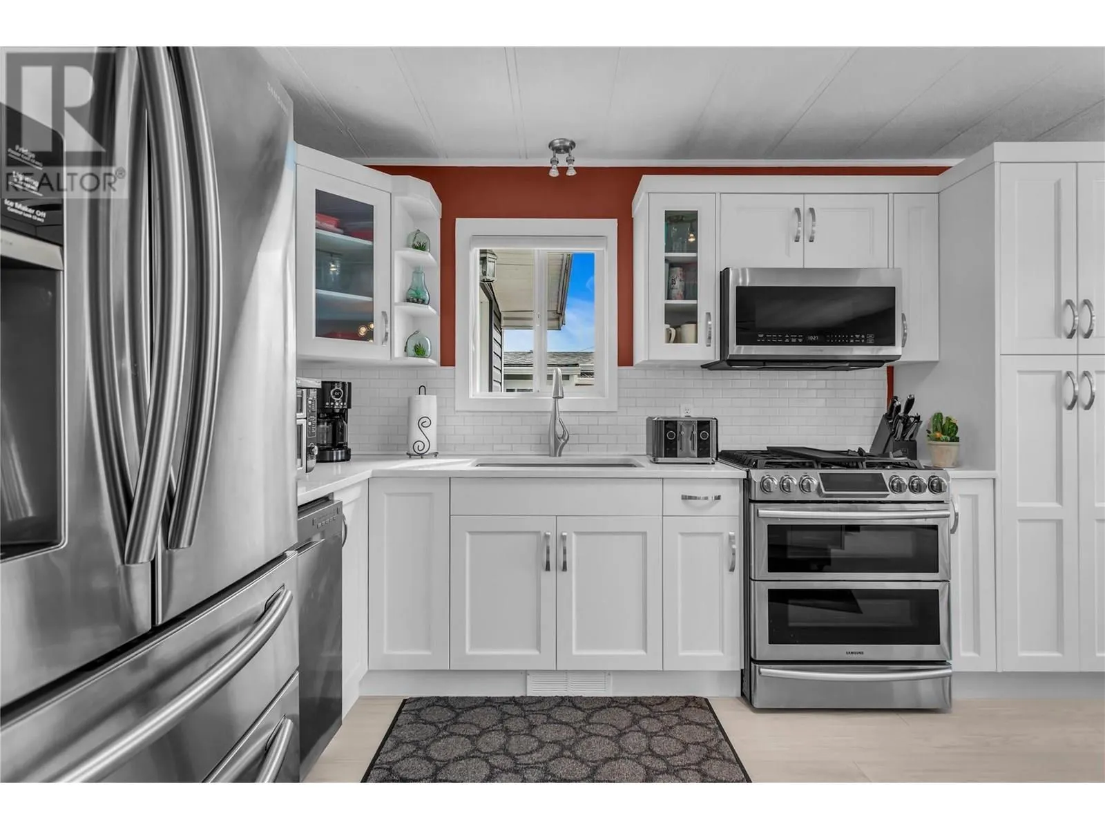 2098 Boucherie Road Unit# 26
