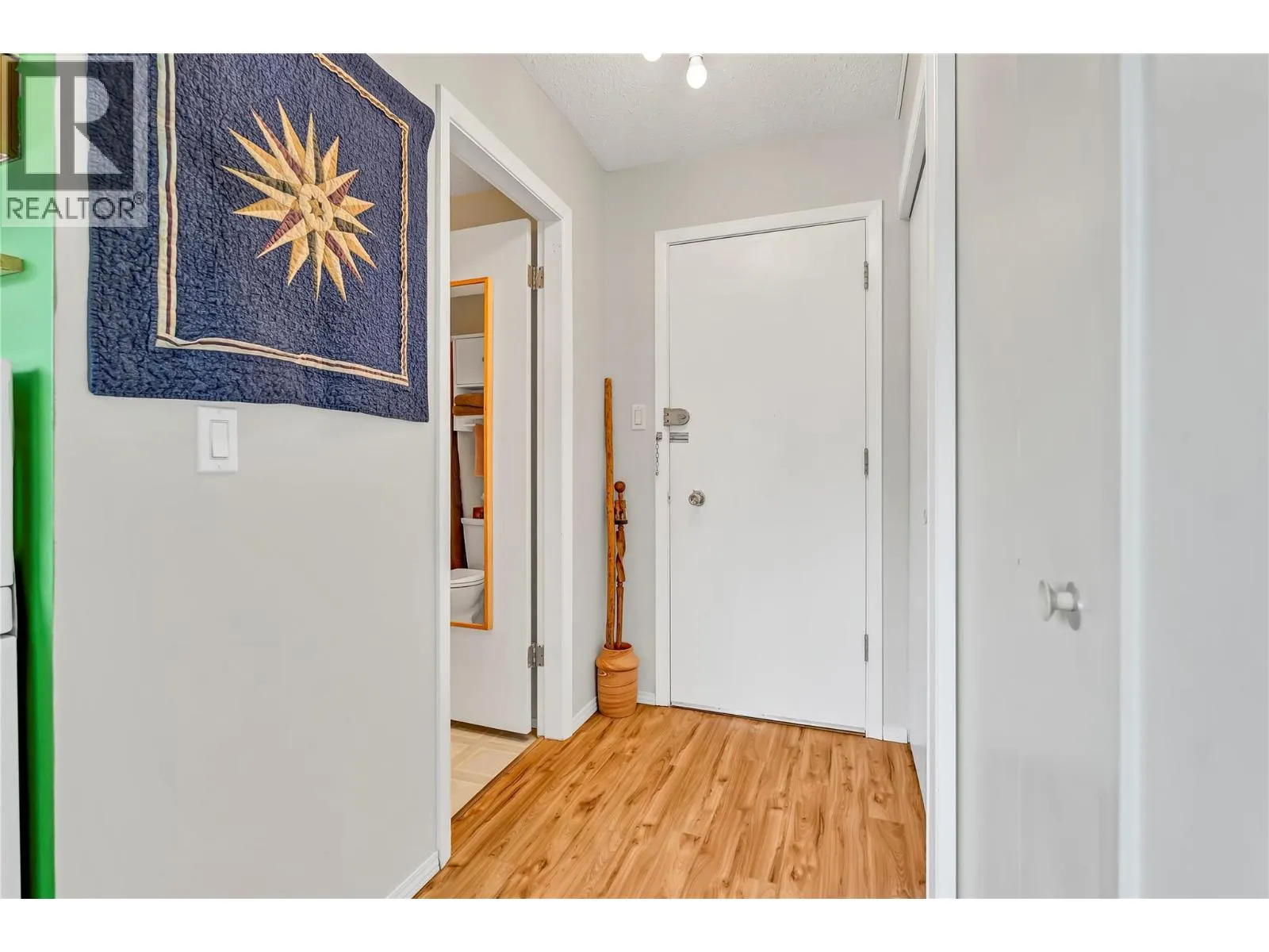 803 FAIRVIEW Road Unit# 201