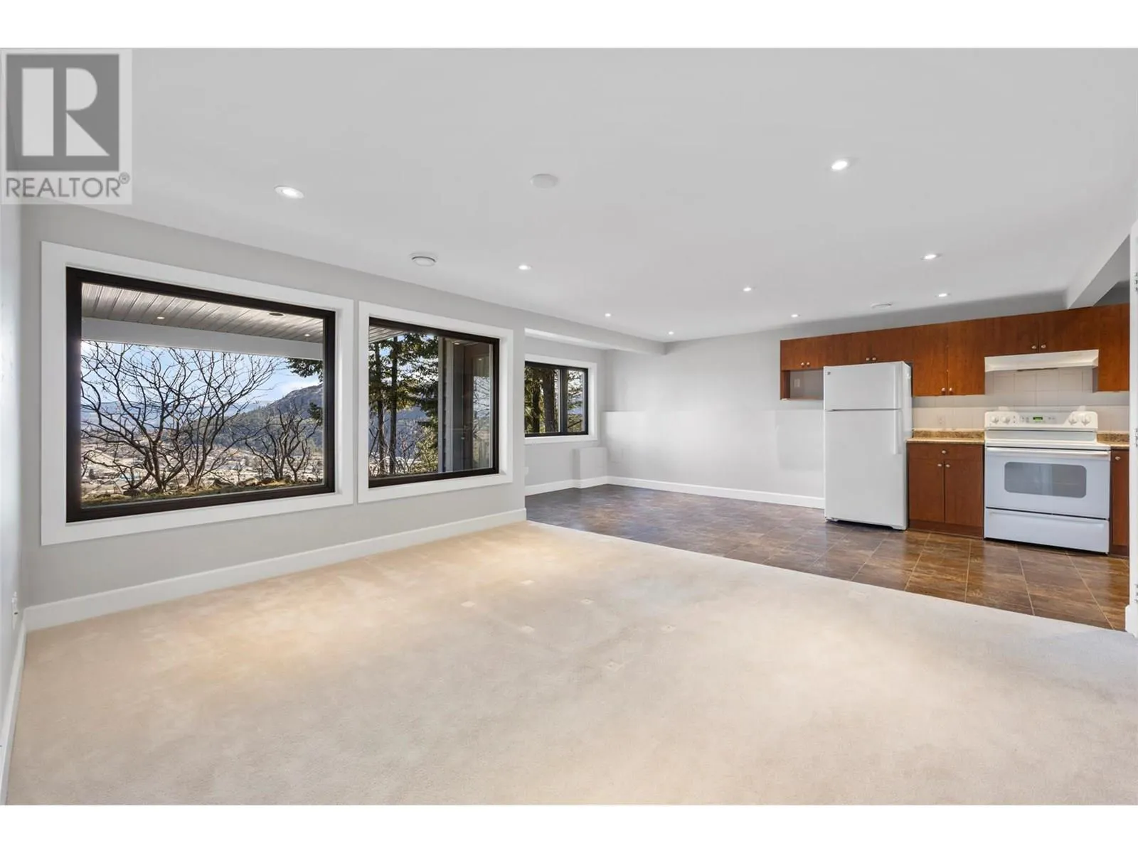 2039 Cornerstone Drive