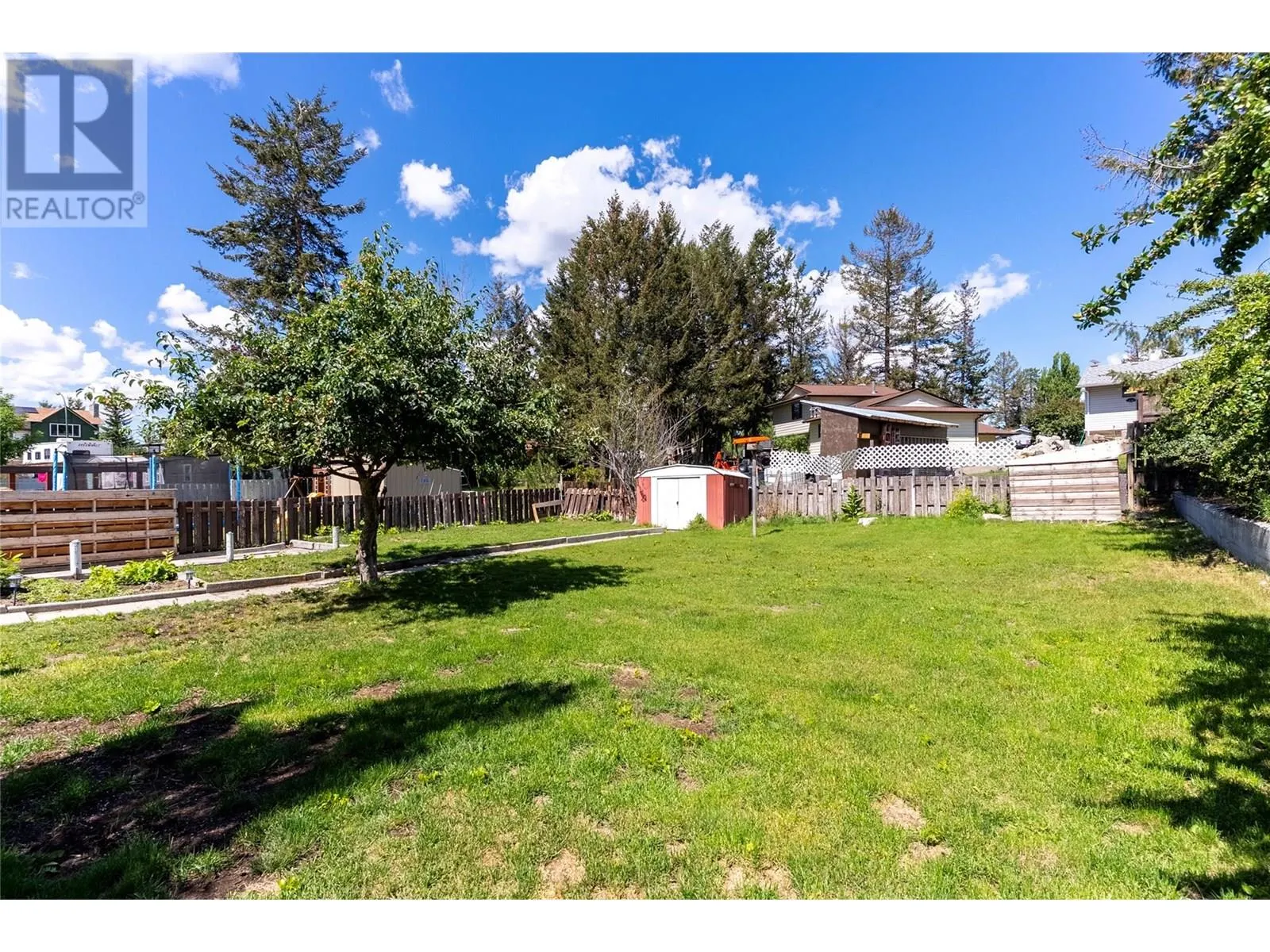 281 POPLAR Drive