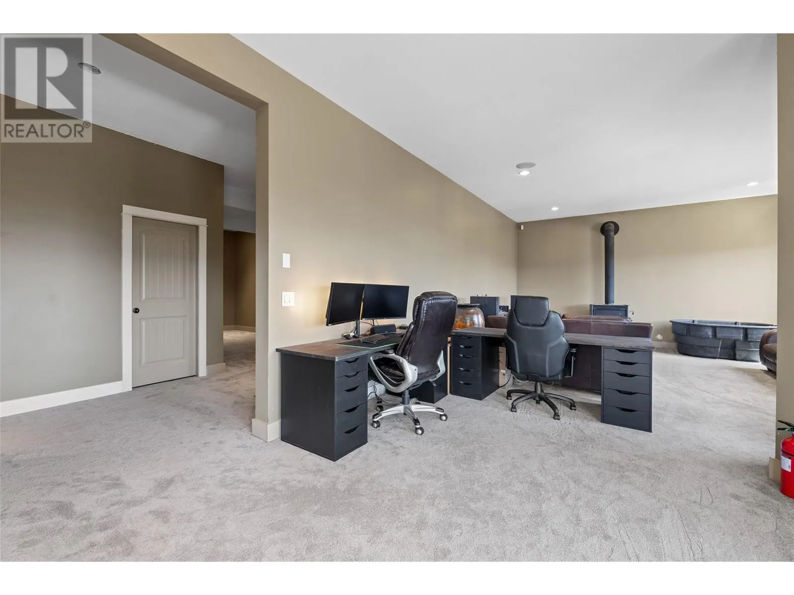 2082 Horizon Drive