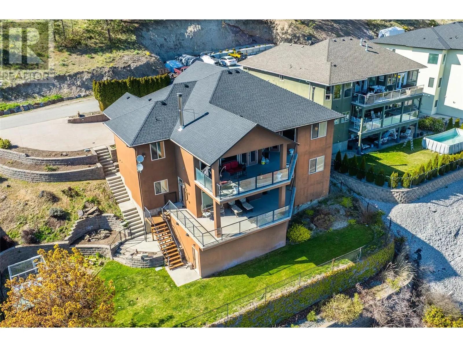 2082 Horizon Drive