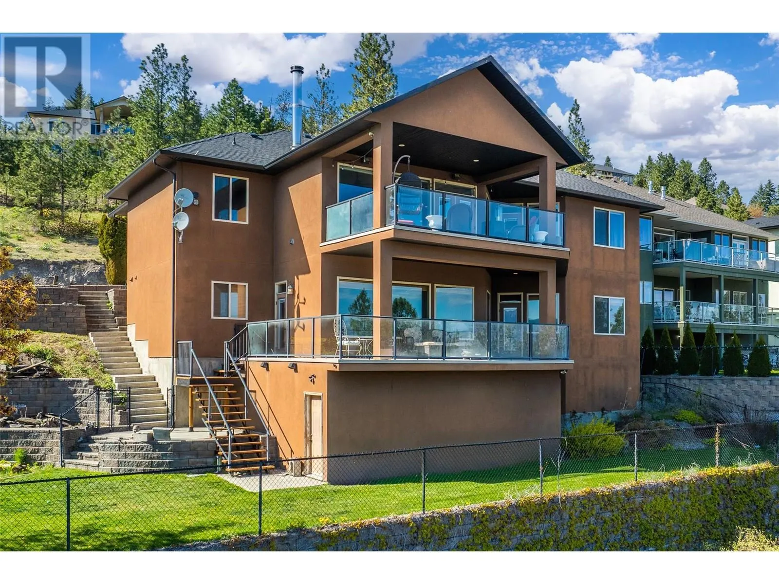2082 Horizon Drive