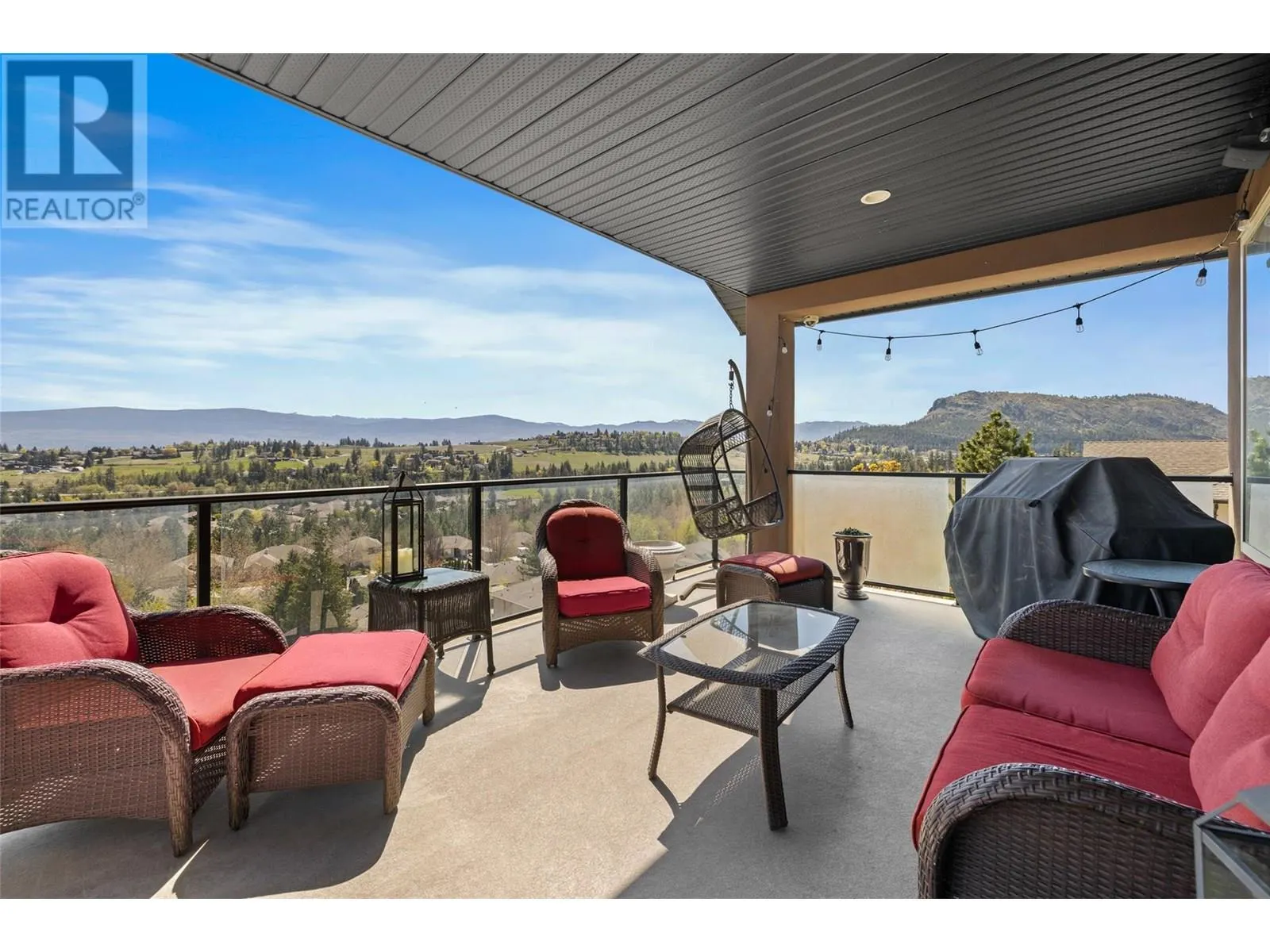 2082 Horizon Drive