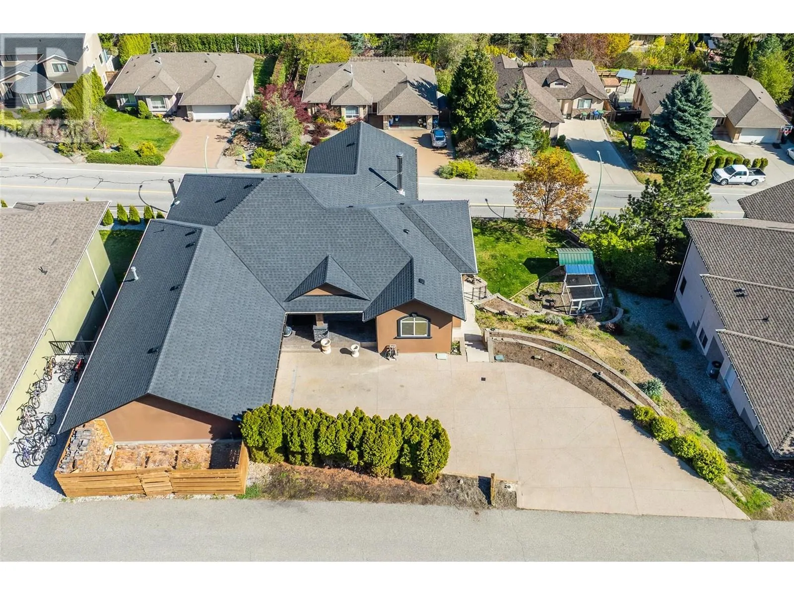2082 Horizon Drive