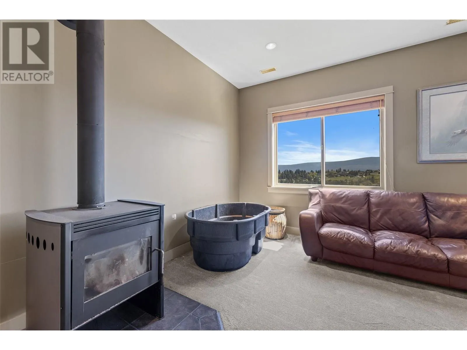 2082 Horizon Drive
