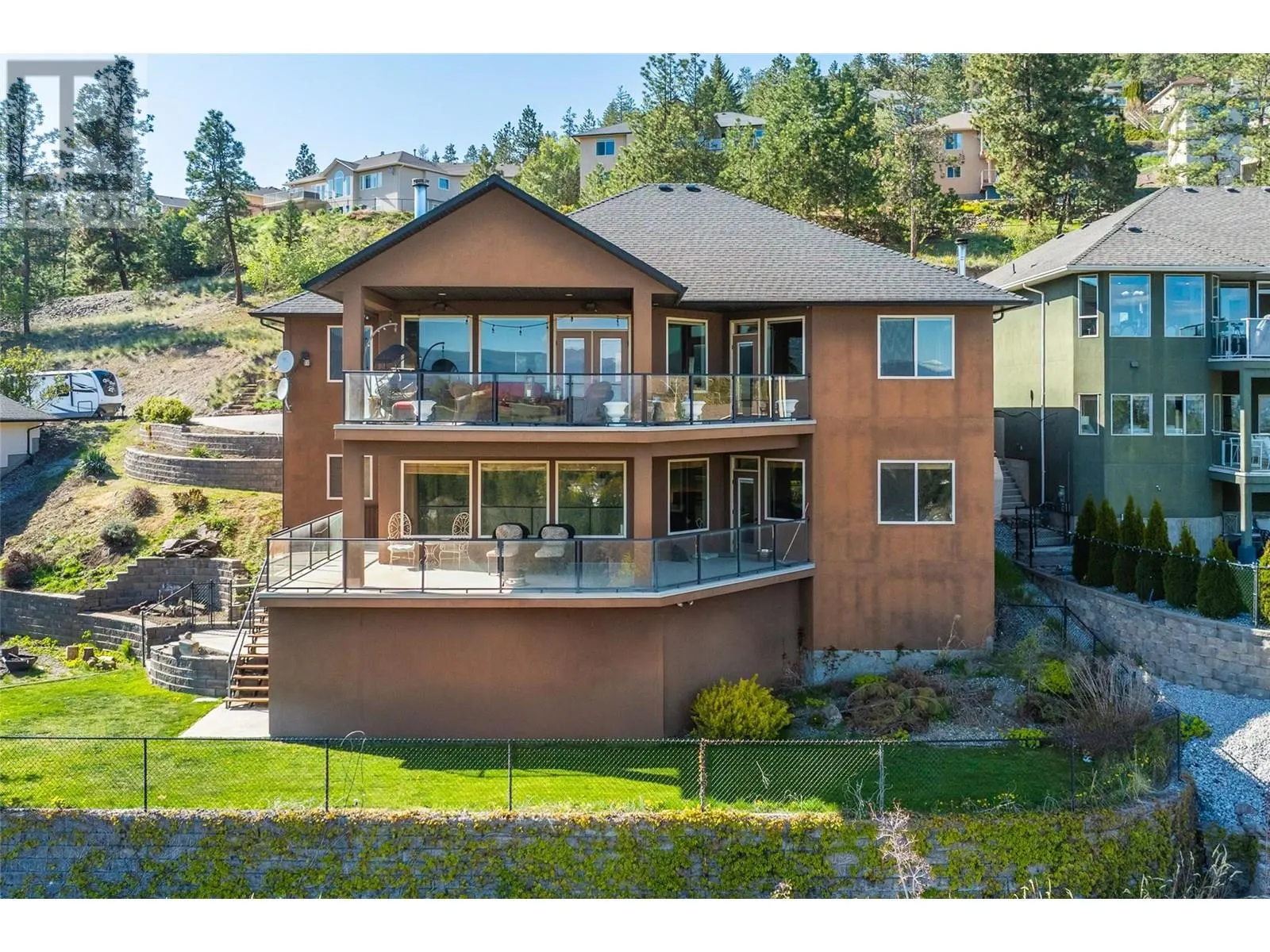 2082 Horizon Drive