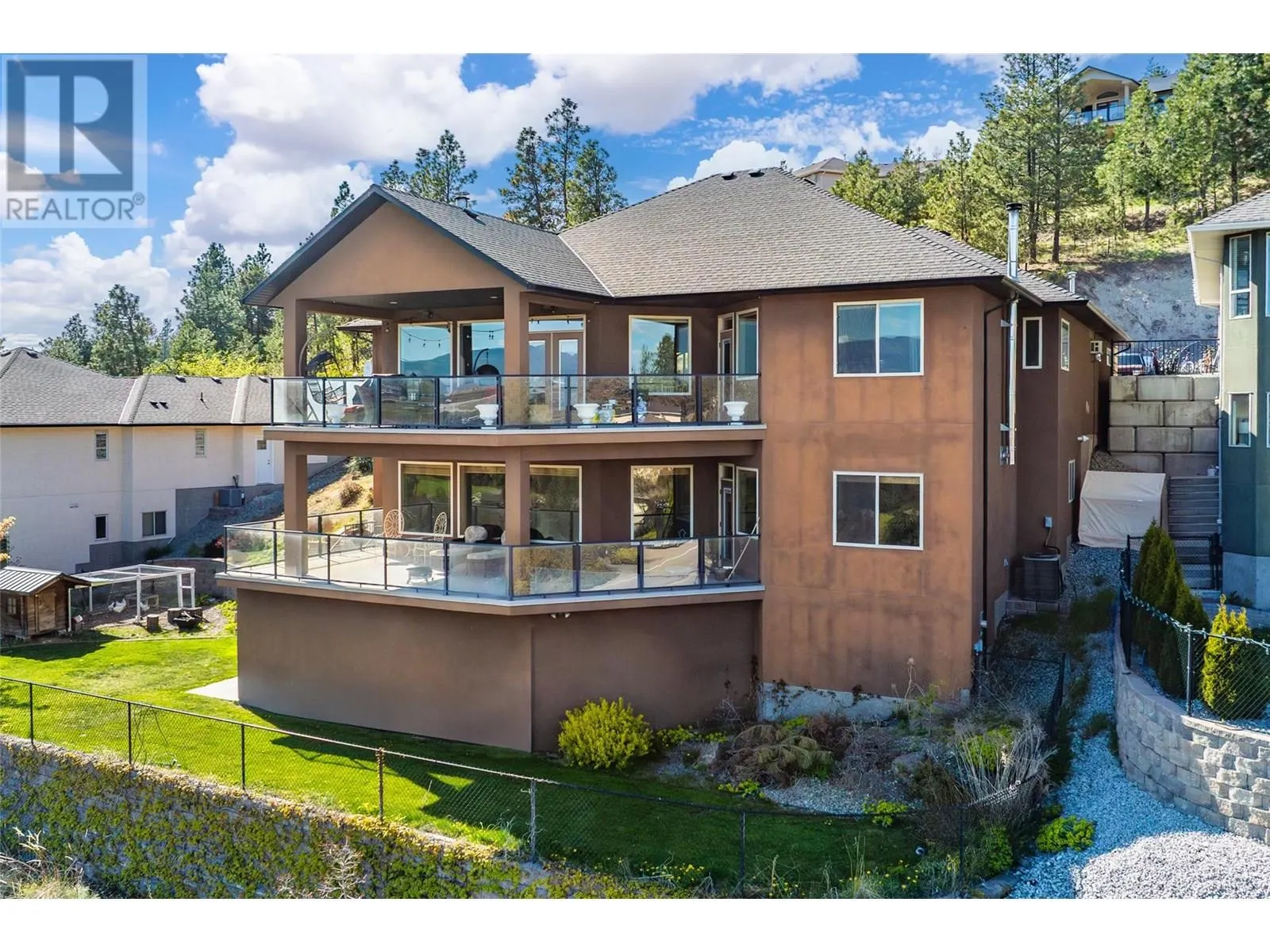 2082 Horizon Drive