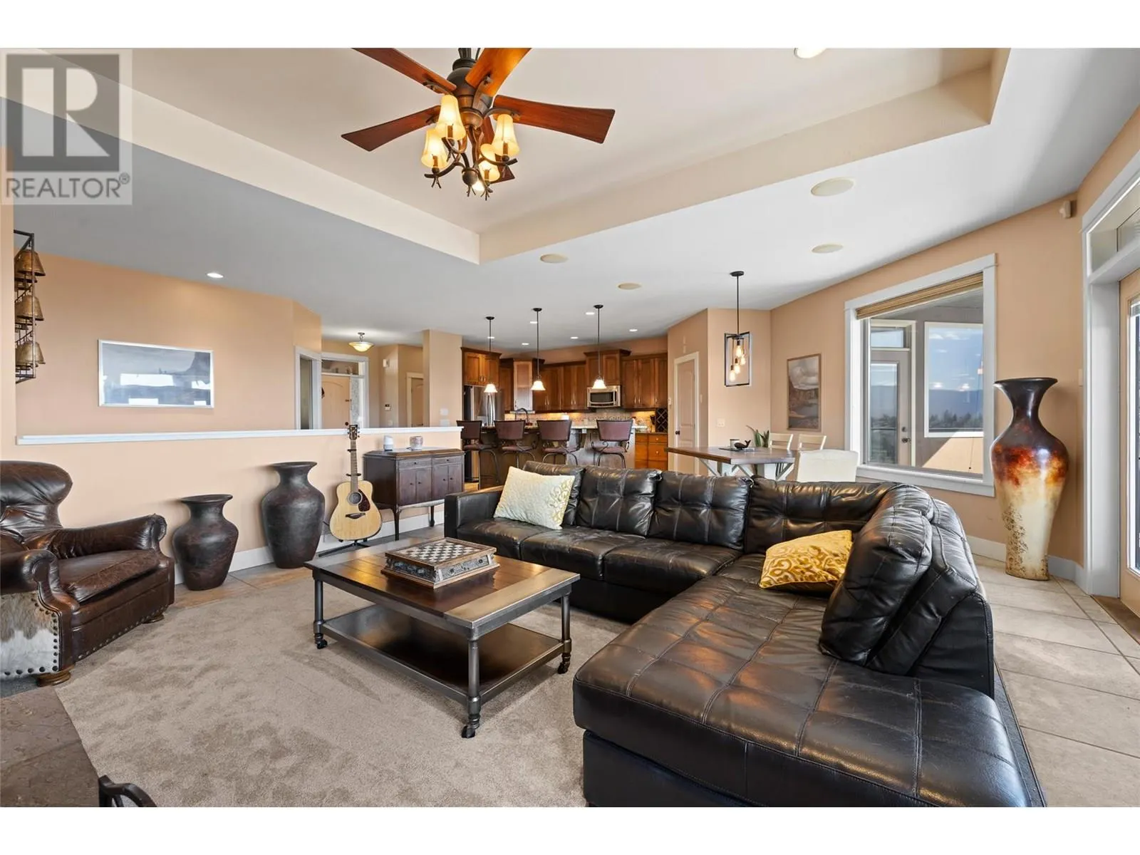 2082 Horizon Drive