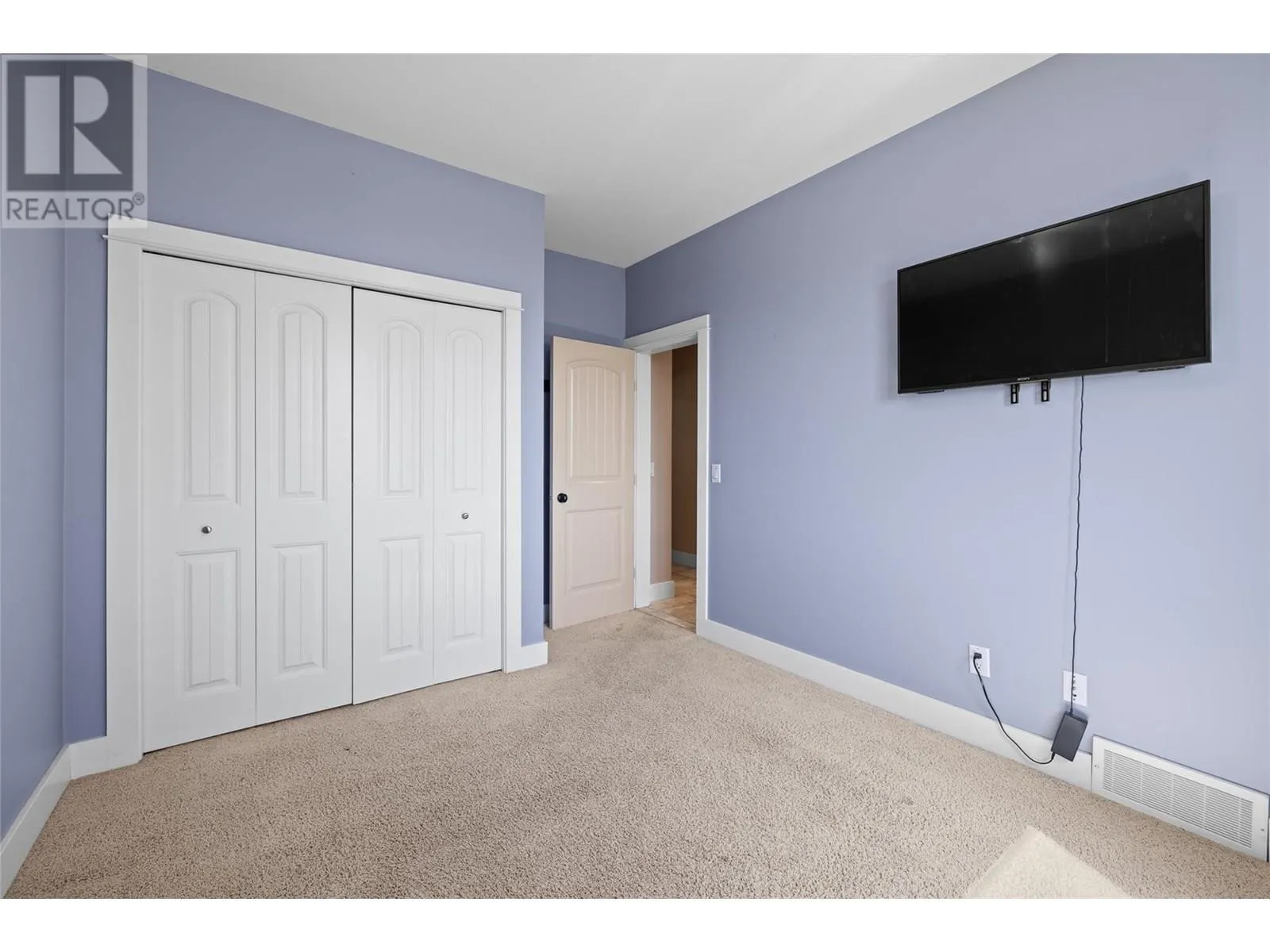 2082 Horizon Drive