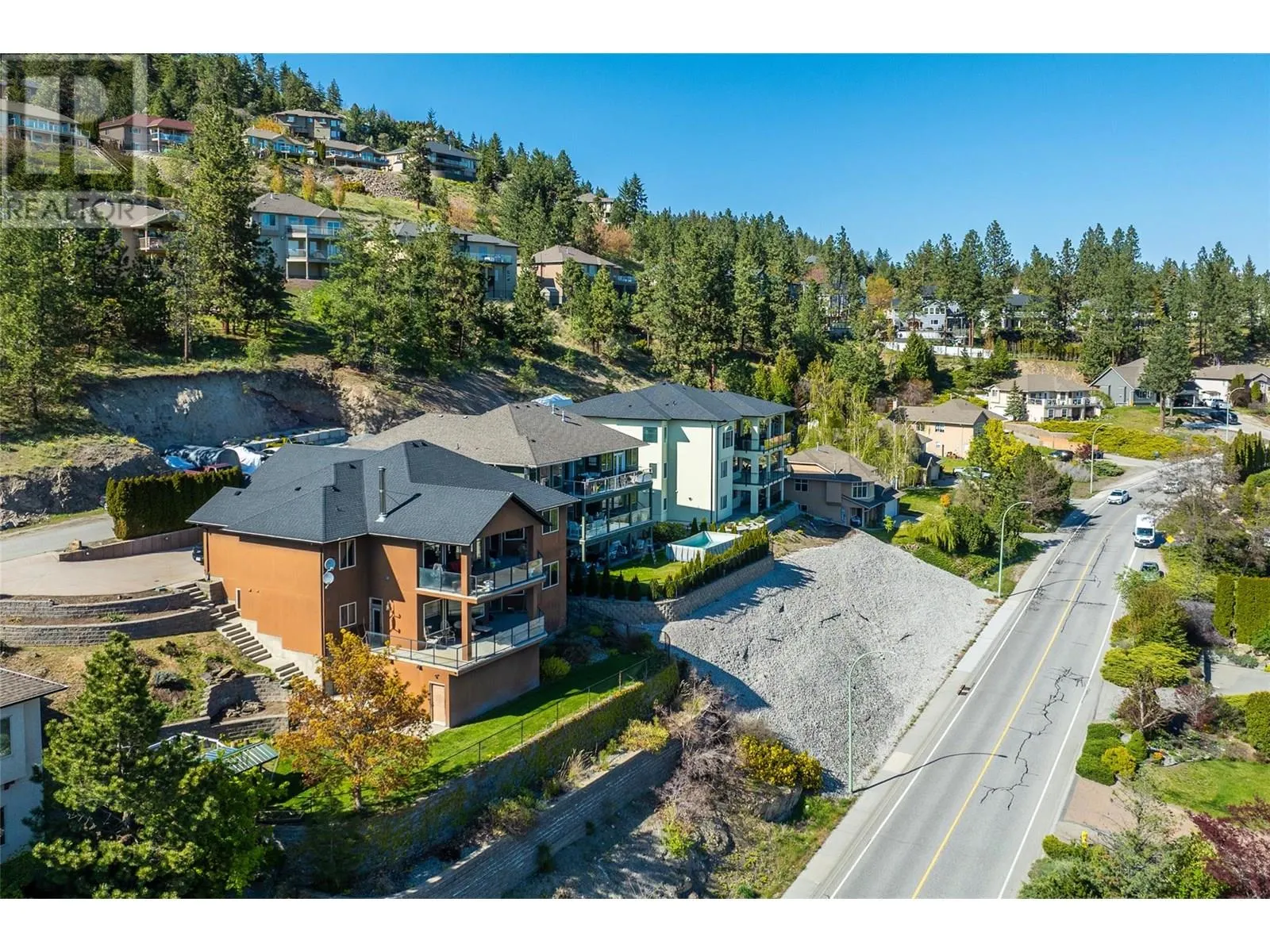 2082 Horizon Drive