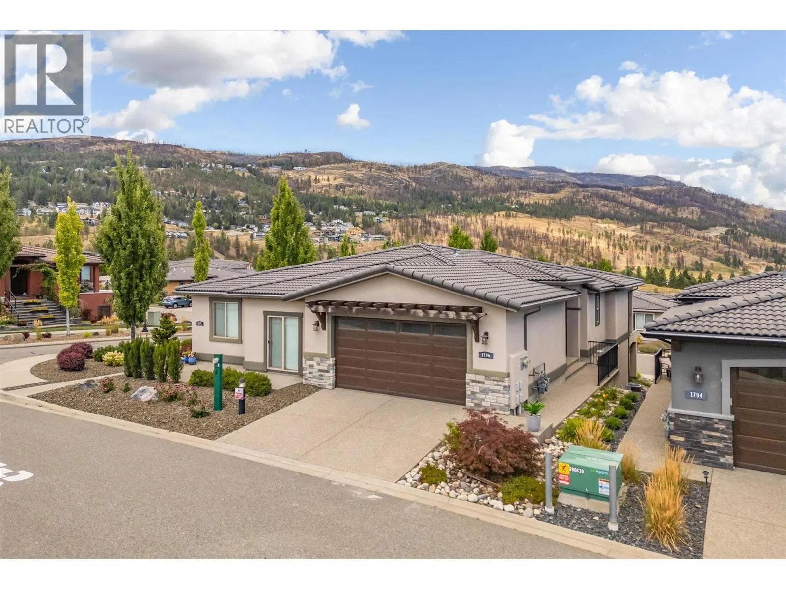 1796 Viewpoint Drive