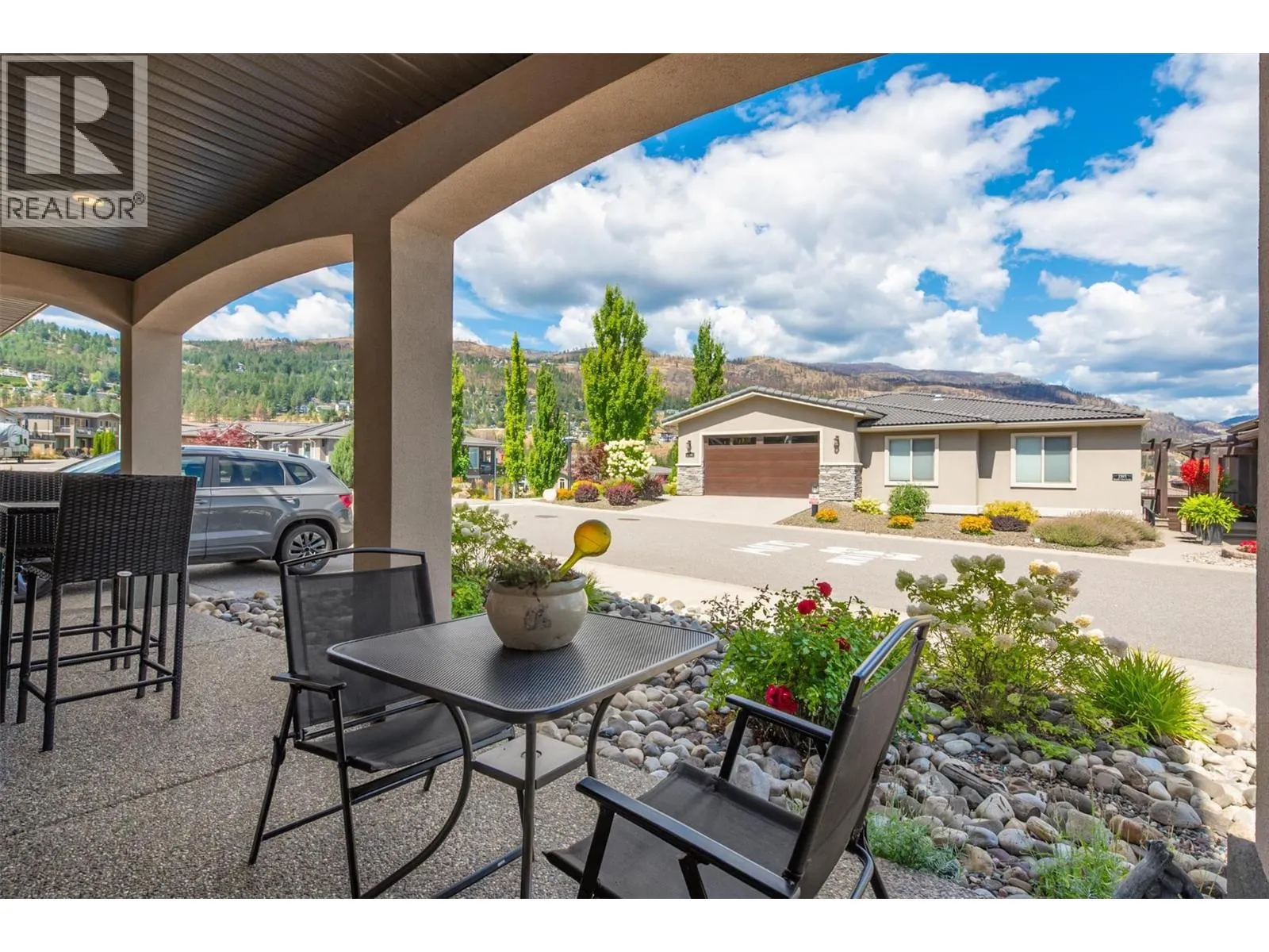 1796 Viewpoint Drive