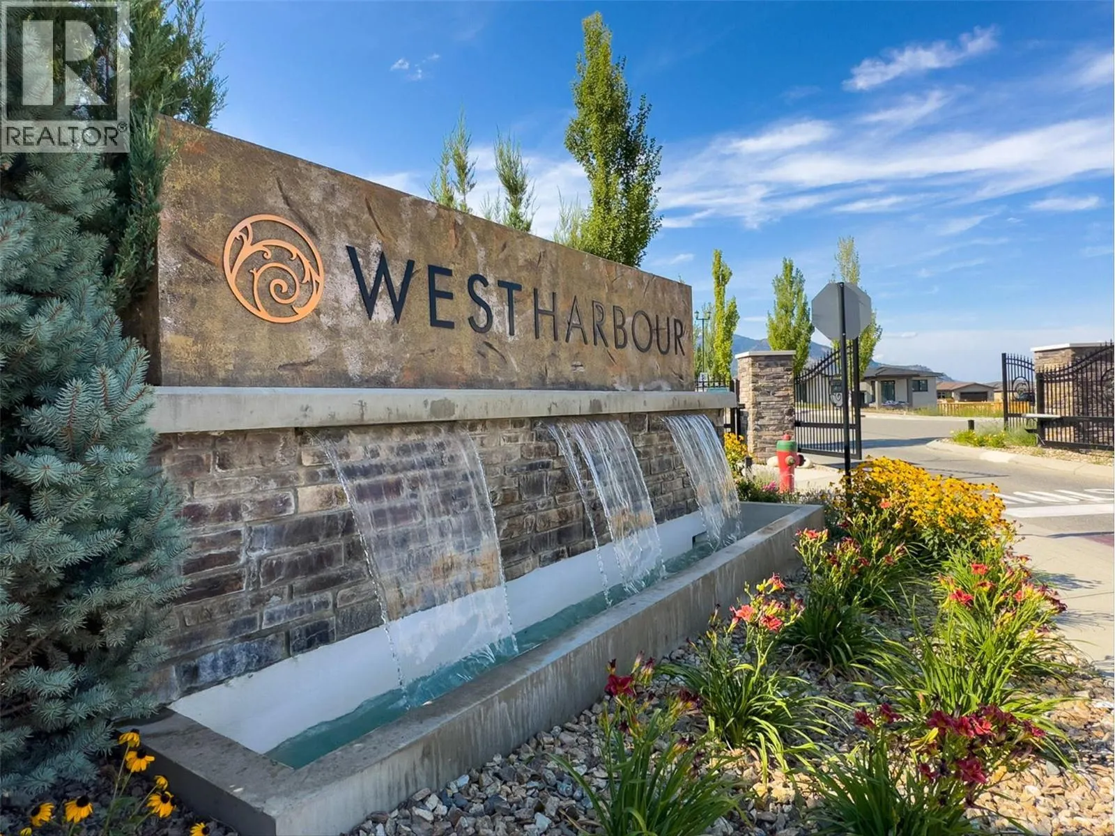 1796 Viewpoint Drive