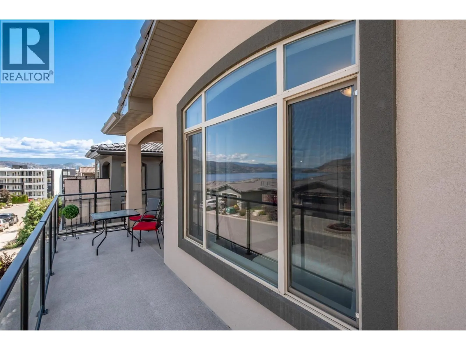 1796 Viewpoint Drive