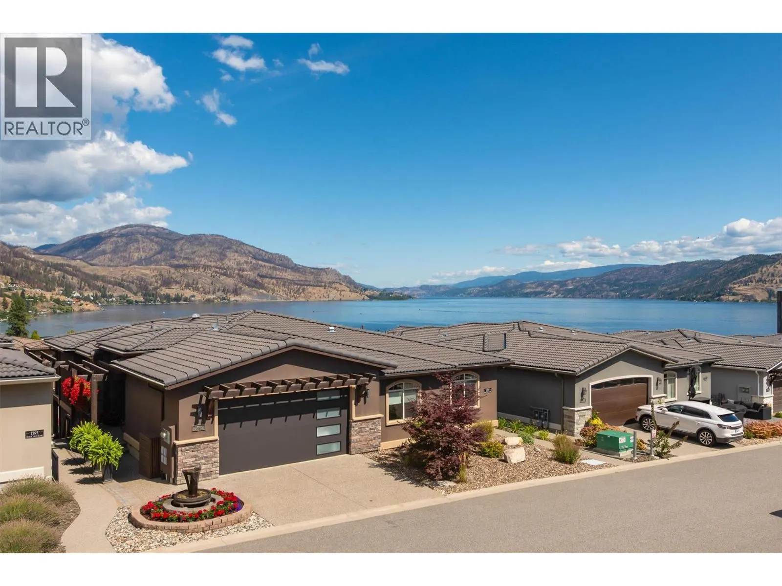 1796 Viewpoint Drive