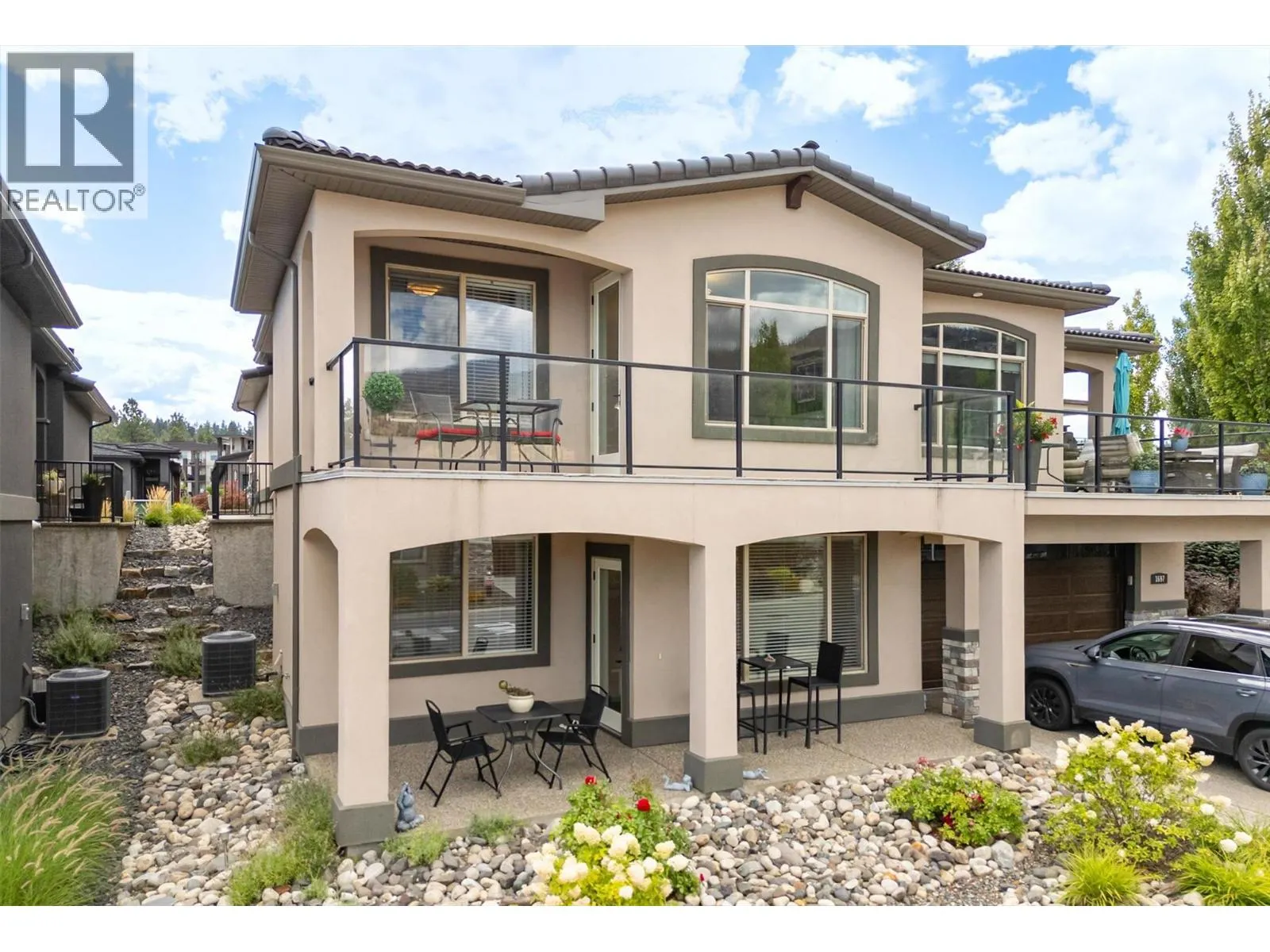 1796 Viewpoint Drive