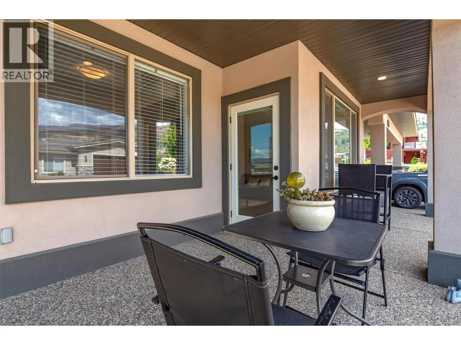 1796 Viewpoint Drive