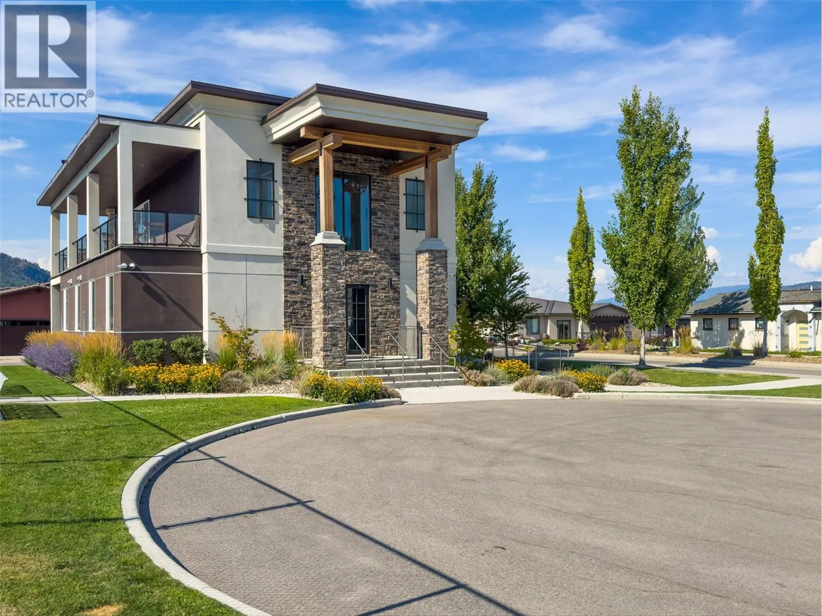1796 Viewpoint Drive