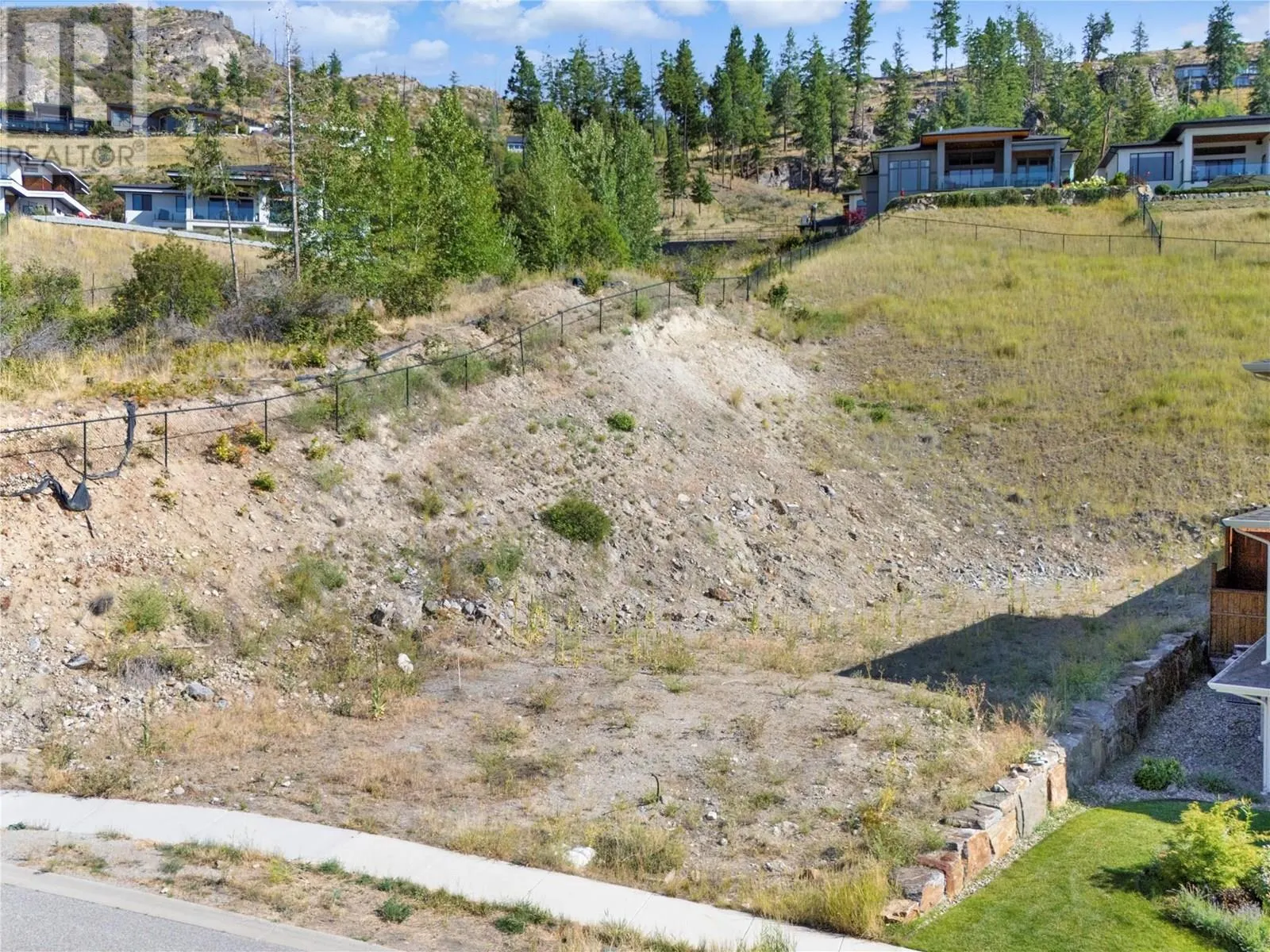 5669 Mountainside Drive