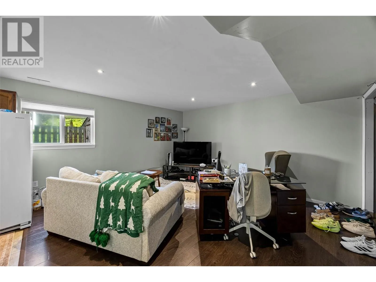 1298 Raven Drive